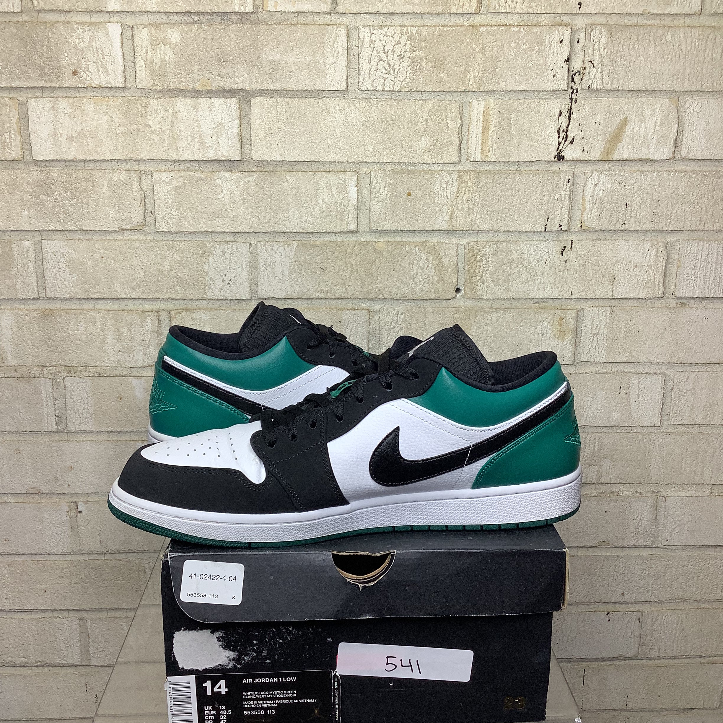 AIR JORDAN 1 LOW WHITE BLACK MYSTIC GREEN SIZE 14/15.5W 553558-113