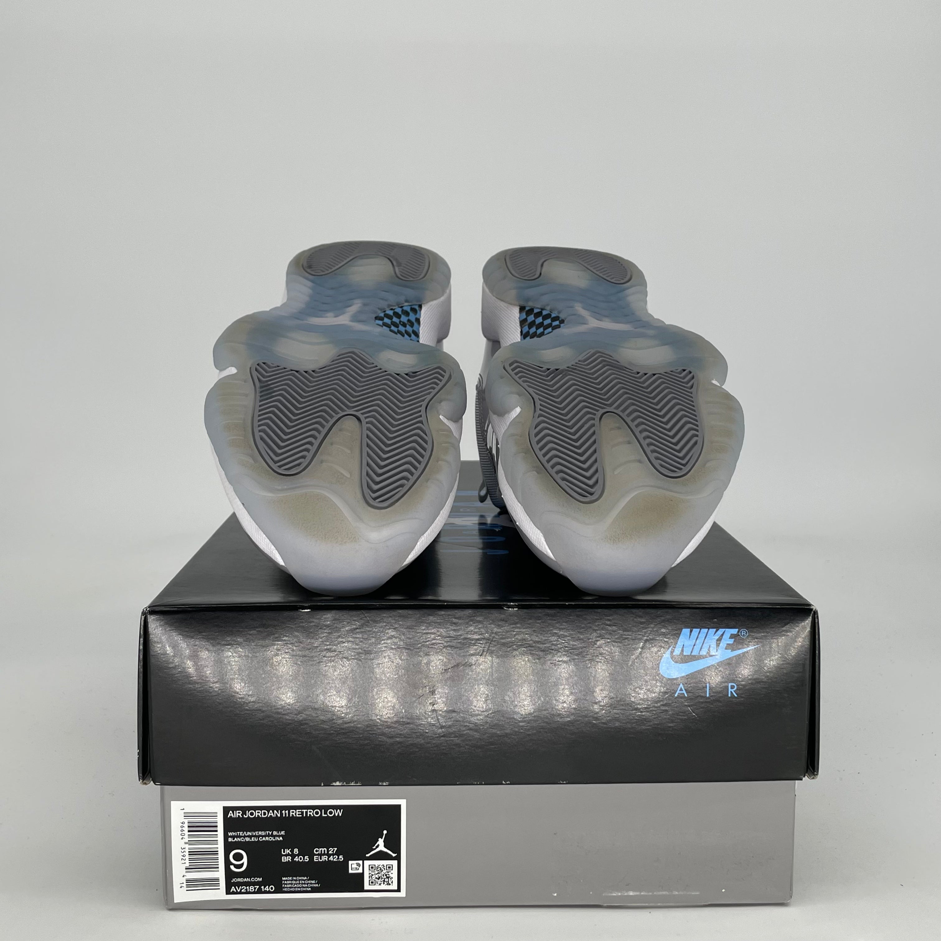 AIR JORDAN 11 LOW CEMENT GREY AV2187-140 SIZE 9/10.5W
