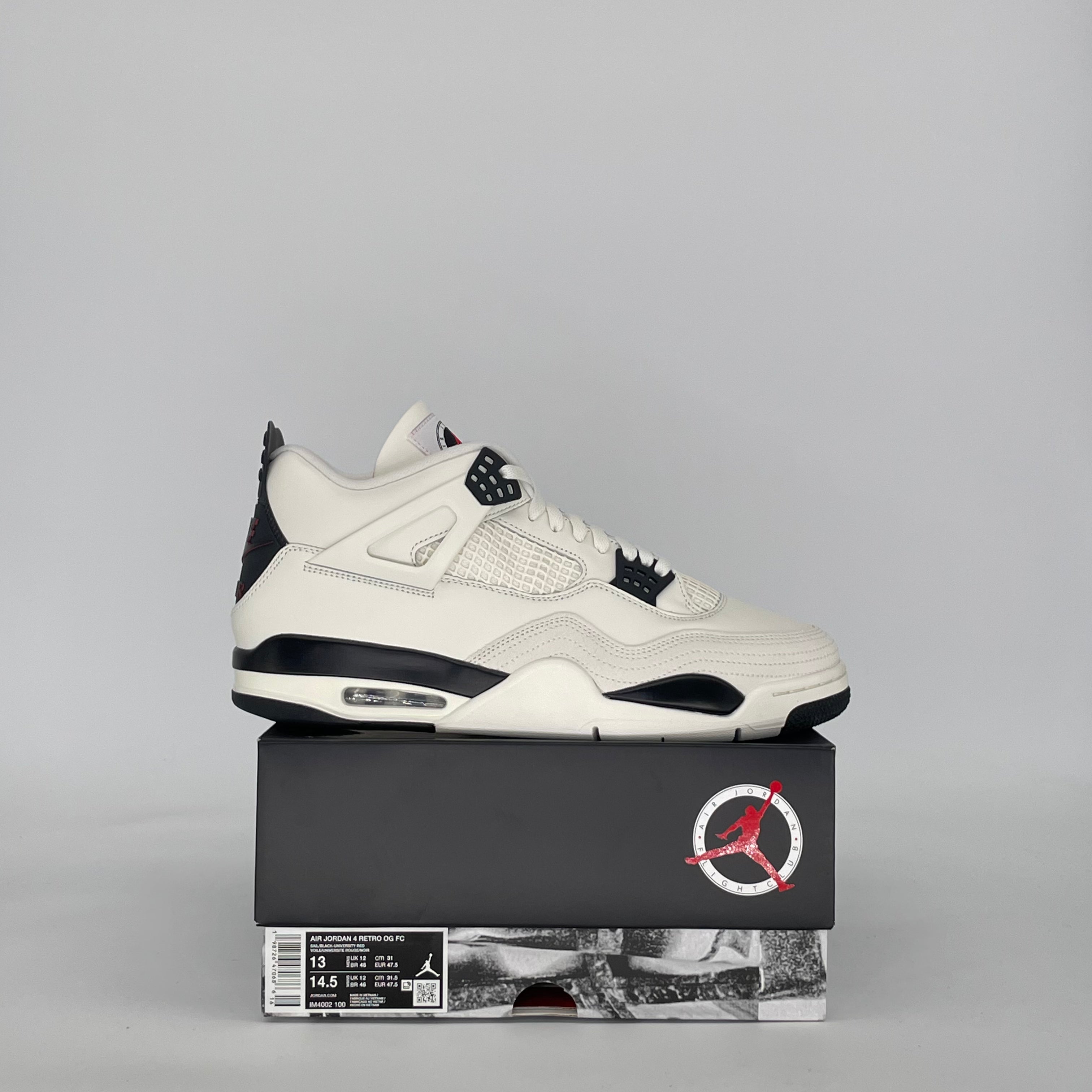 AIR JORDAN 4 FLIGHT CLUB IM4002-100 SIZE 13/14.5W