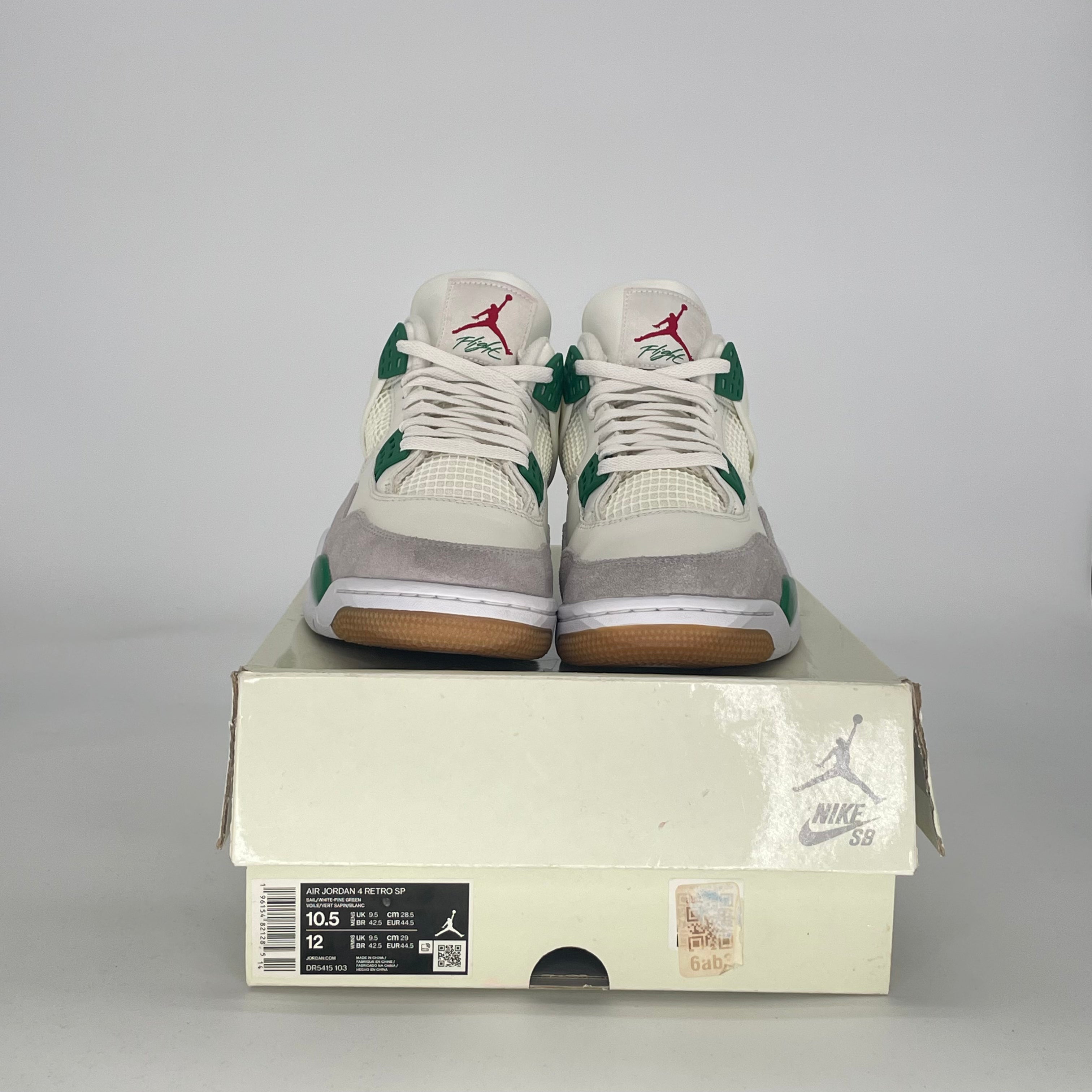AIR JORDAN 4 SB PINE GREEN DR5415-103 SIZE 10.5/12W