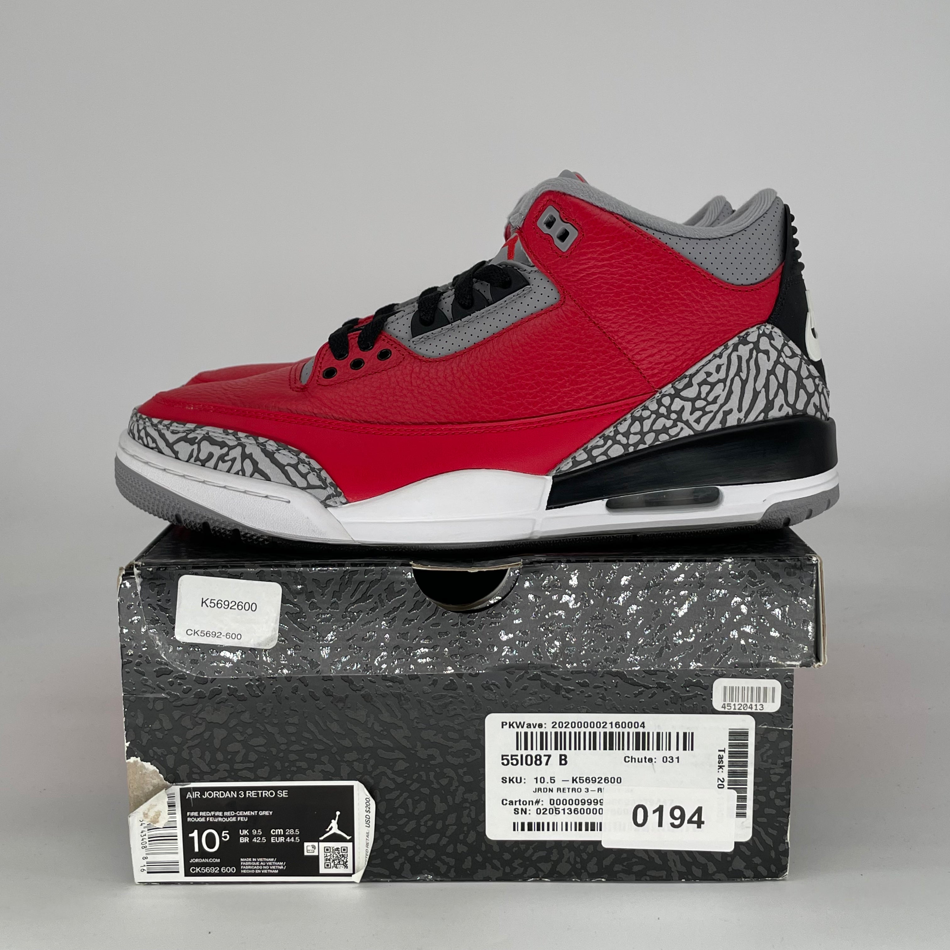 AIR JORDAN 3 UNITE CK5692-600 SIZE 10.5/12W
