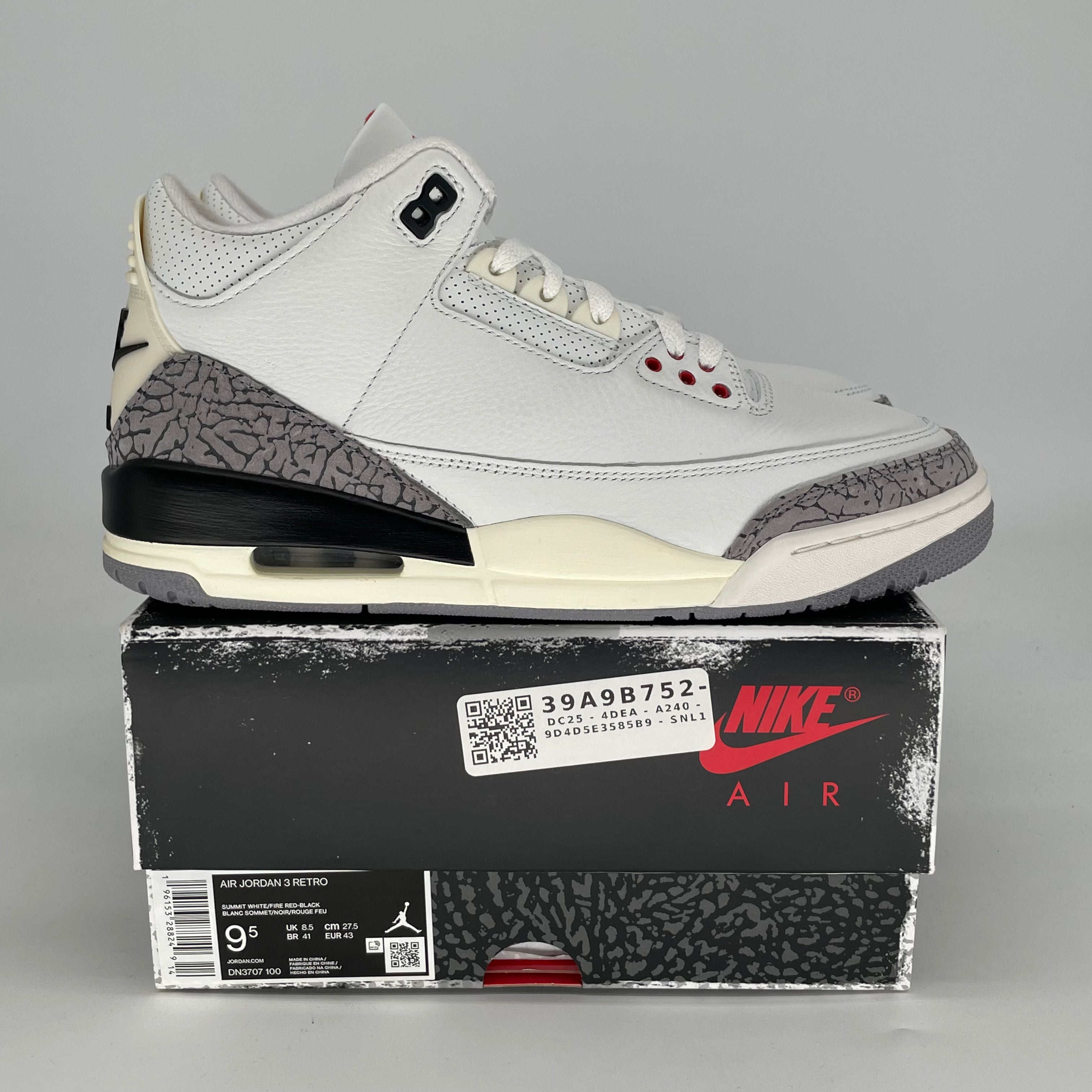 AIR JORDAN 3 WHITE CEMENT REIMAGINED DN3707-100 SIZE 9.5/11W