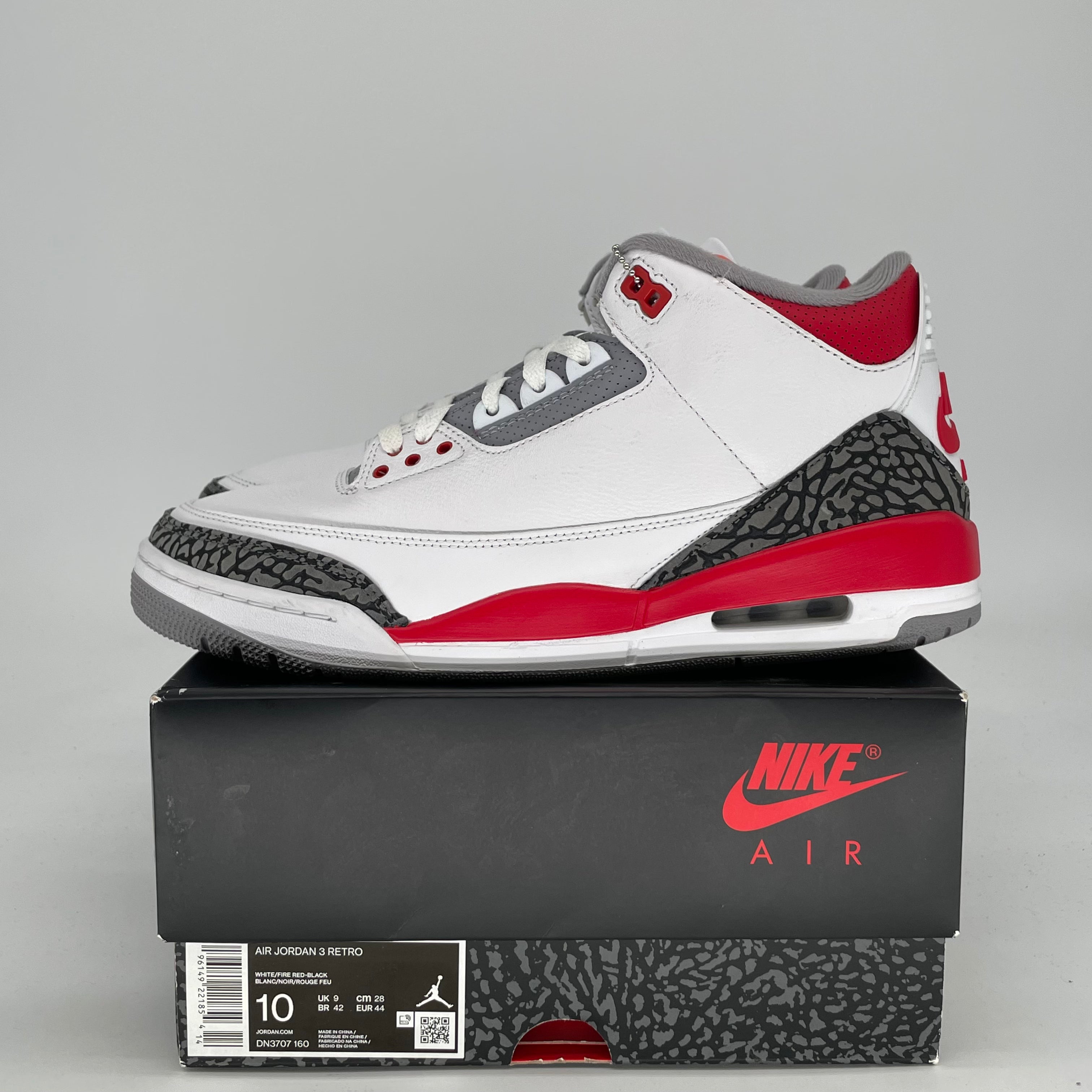 AIR JORDAN 3 FIRE RED DN3707-160 SIZE 10/11.5W