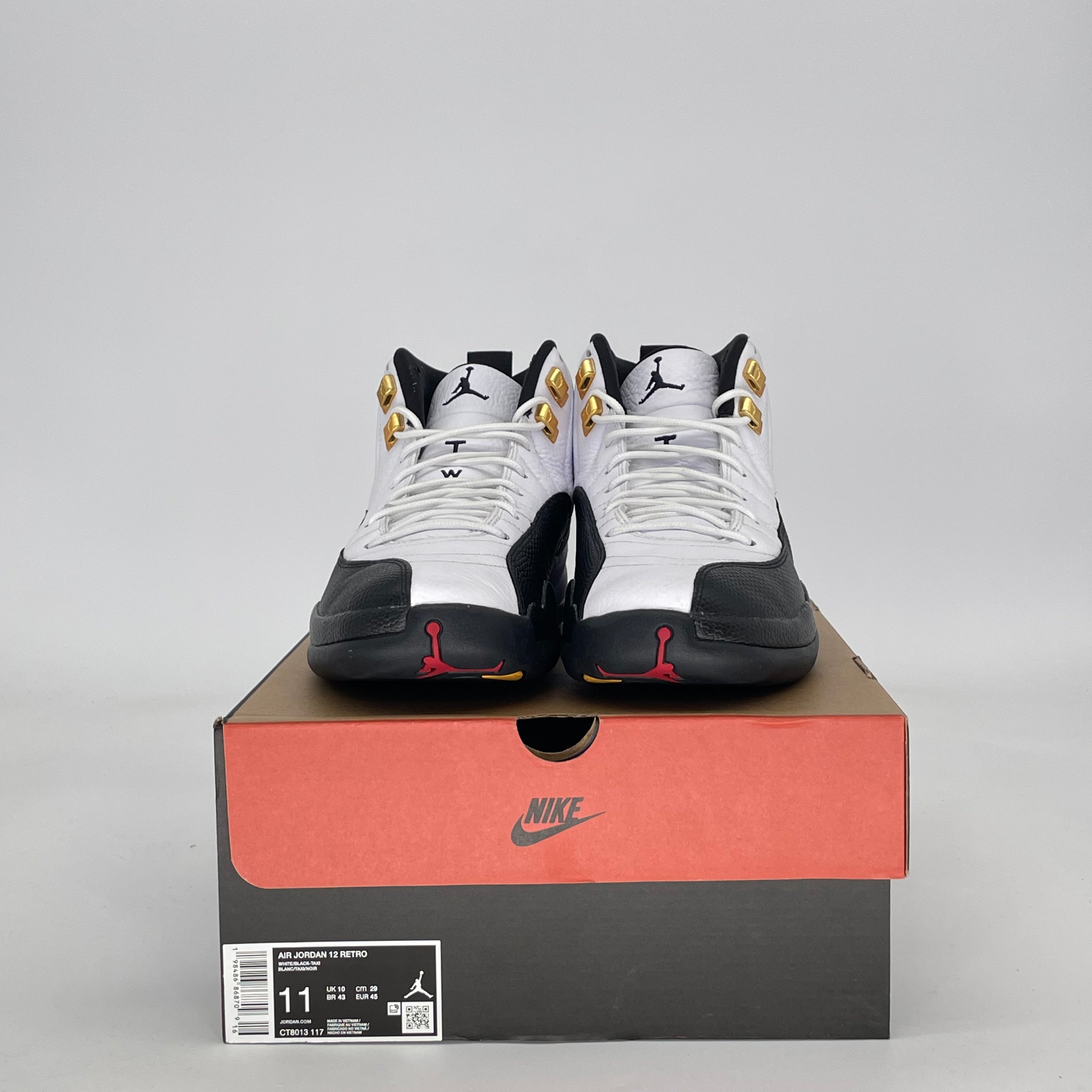 AIR JORDAN 12 TAXI (2025) CT8013-117 SIZE 11/12.5W