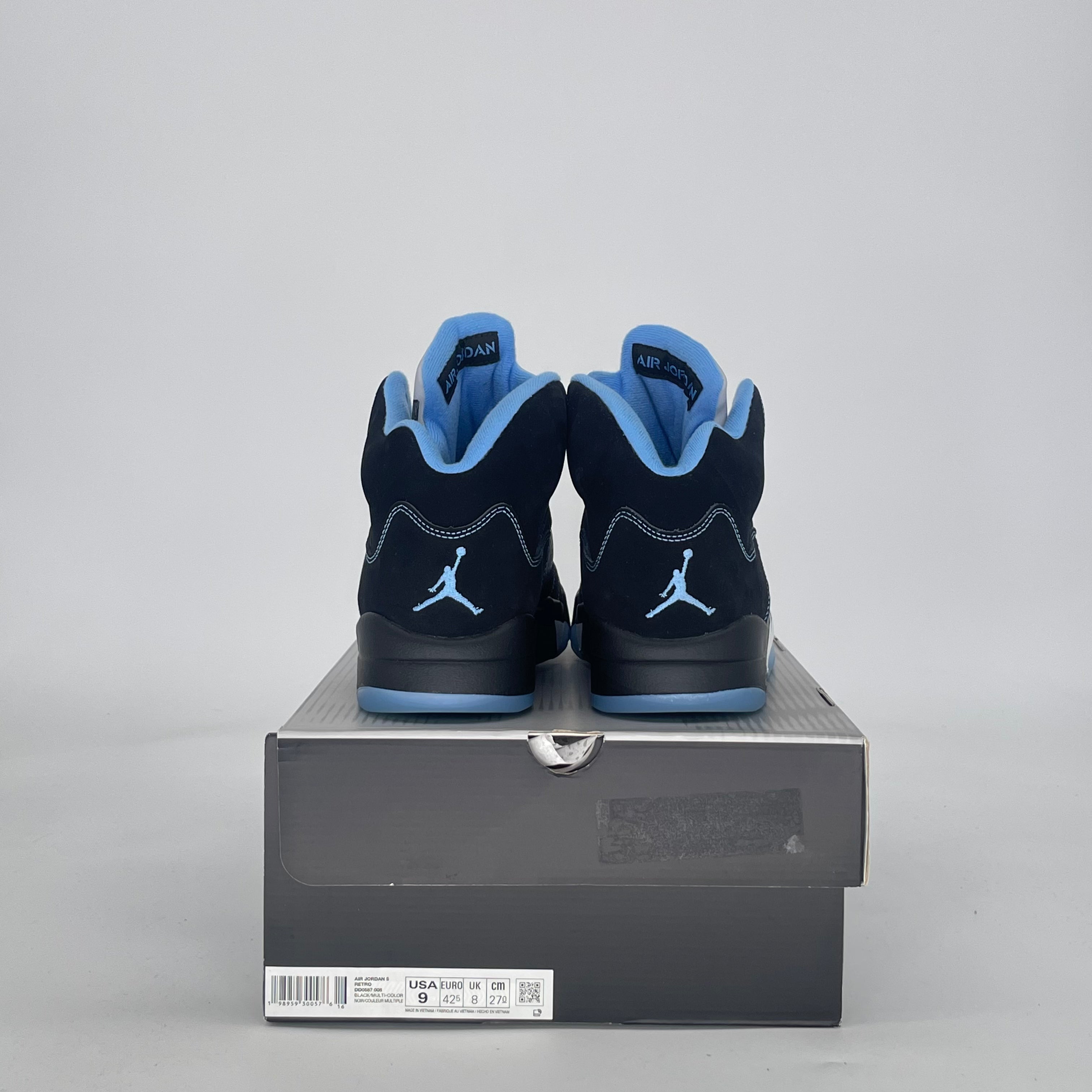 AIR JORDAN 5 BLACK UNIVERSITY BLUE DD0587-008 SIZE 9/10.5W