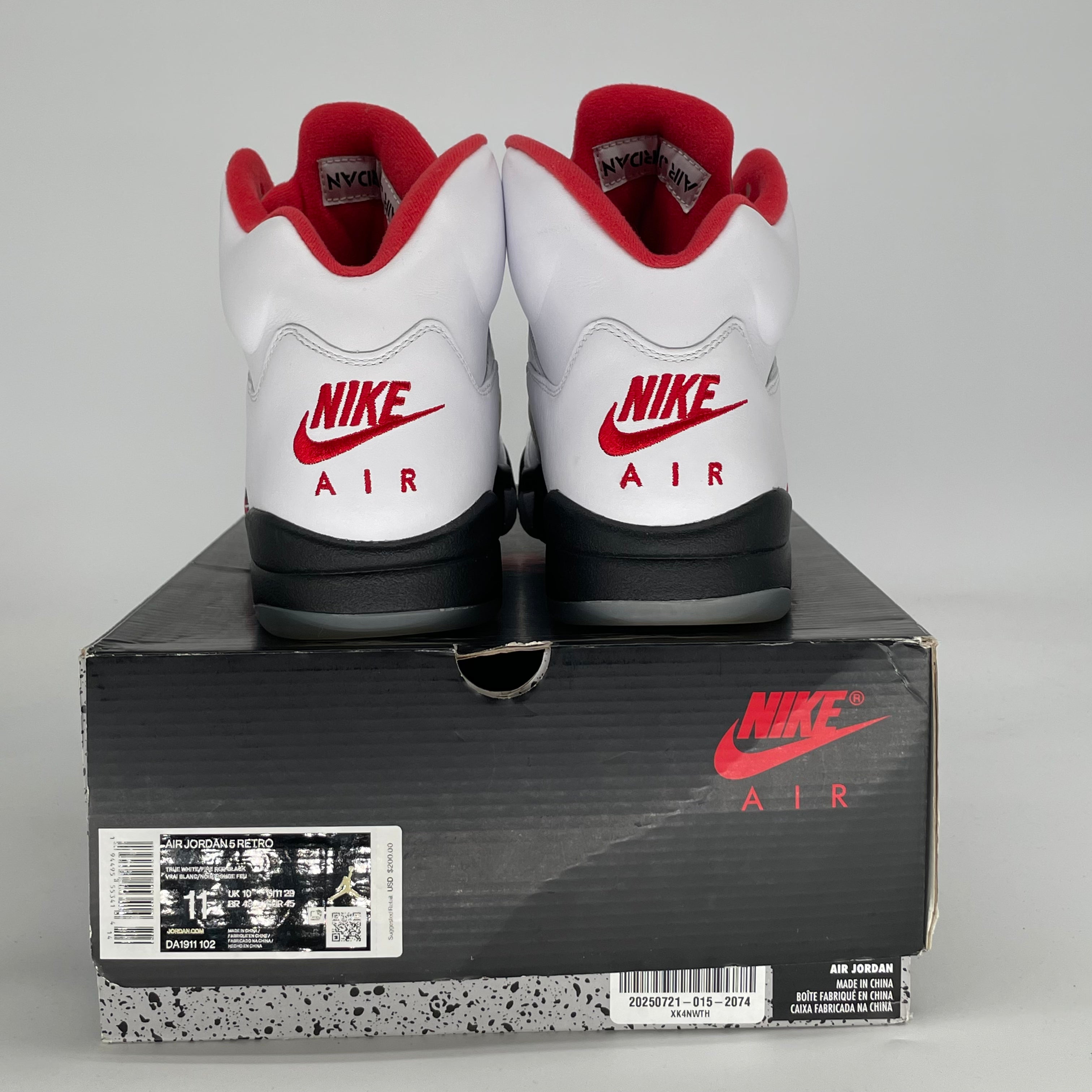 AIR JORDAN 5 FIRE RED SILVER TONGUE DA1911-102 SIZE 11/12.5W