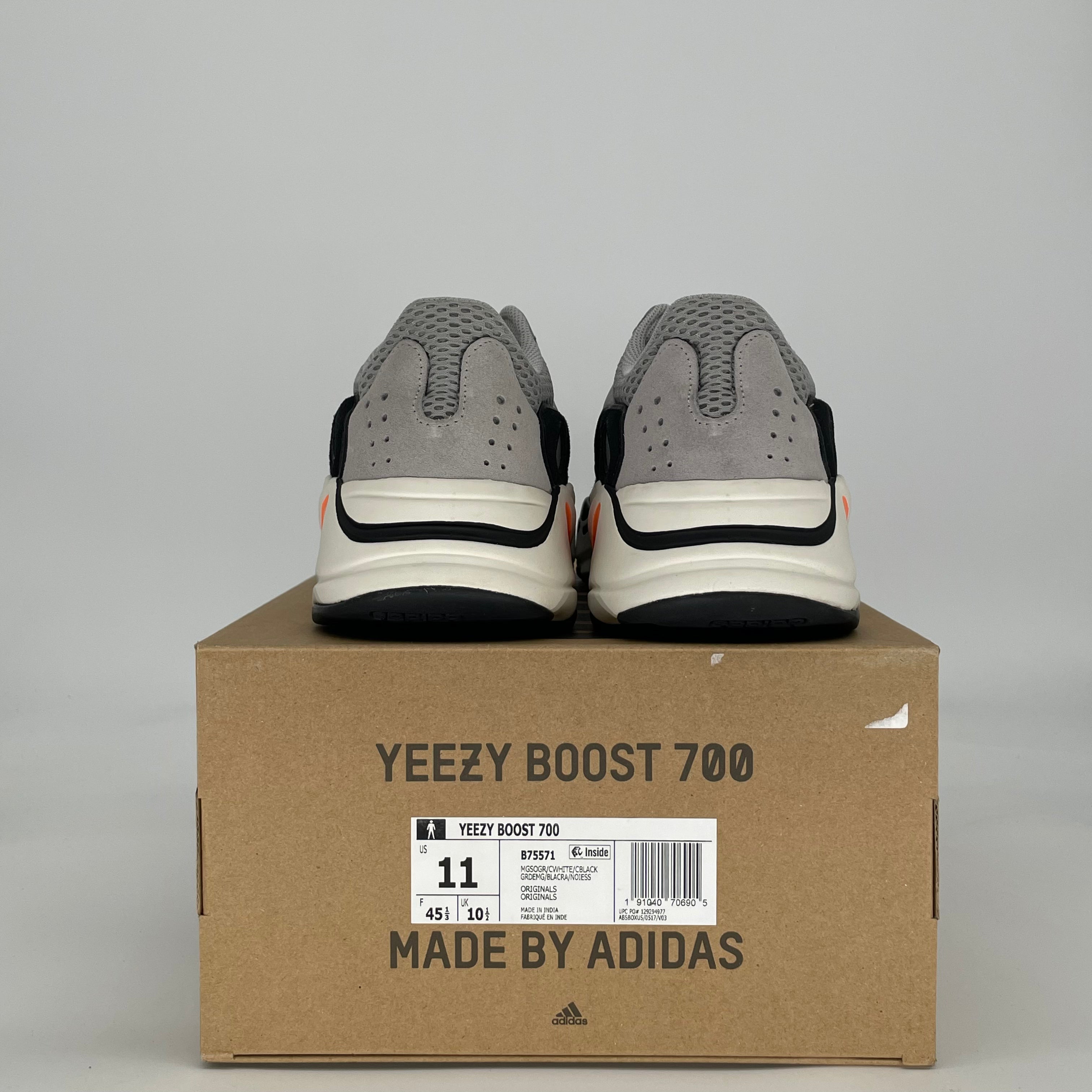 ADIDAS YEEZY 700 WAVE RUNNER B75571 SIZE 11/12.5W