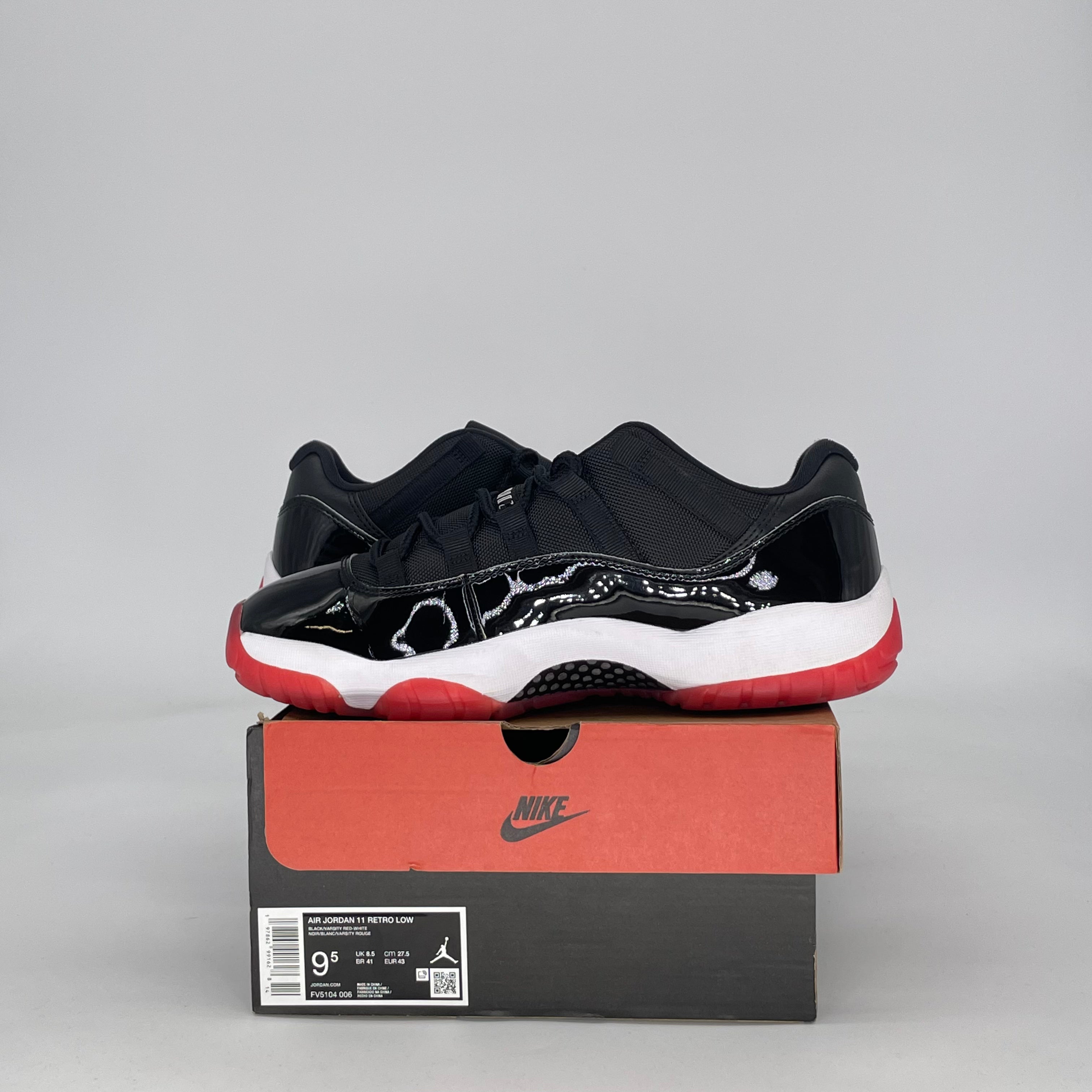 AIR JORDAN 11 LOW BRED FV5104-006 SIZE 9.5/11W