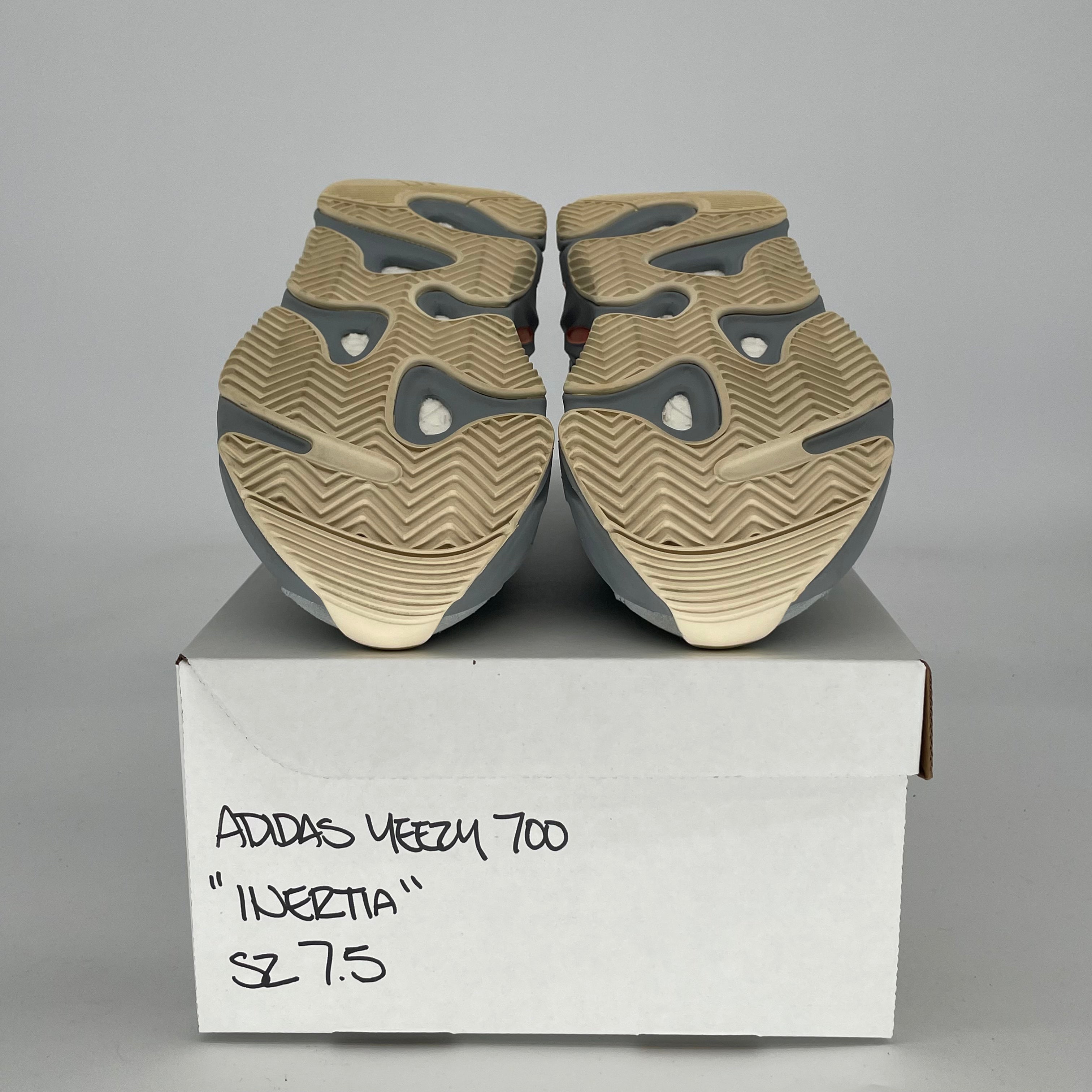 ADIDAS YEEZY 700 INERTIA EG7597 SIZE 7.5/9W
