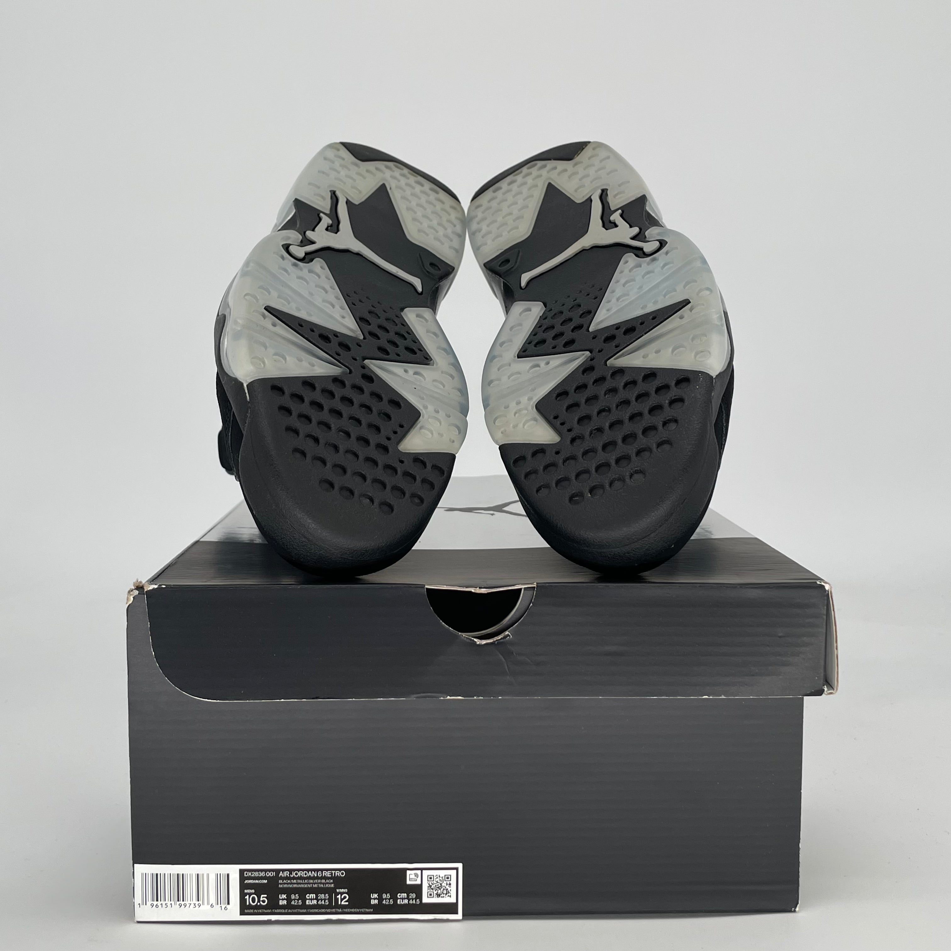 AIR JORDAN 6 CHROME DX2836-001 SIZE 10.5/12W