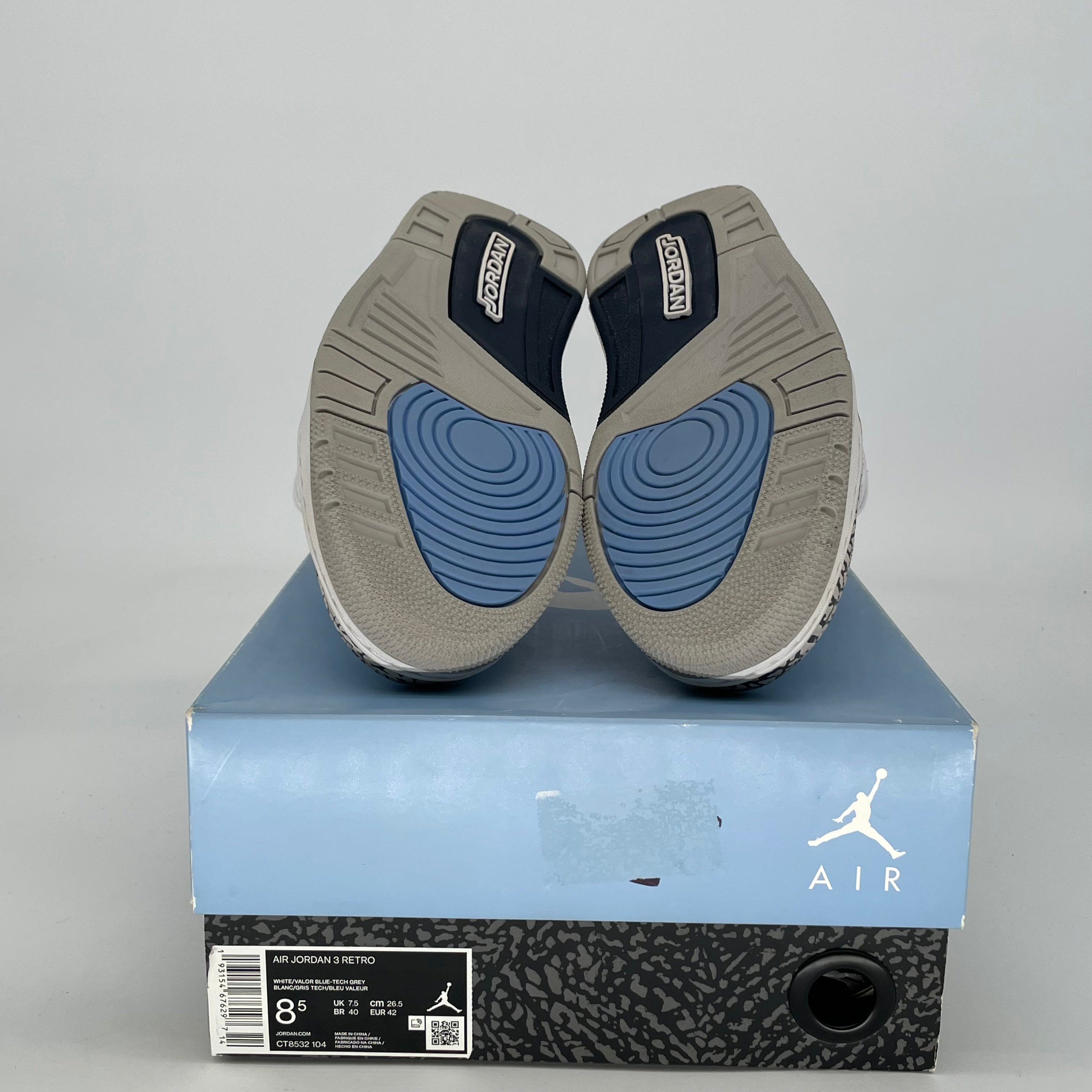 AIR JORDAN 3 UNC CT8532-104 SIZE 8.5/10W