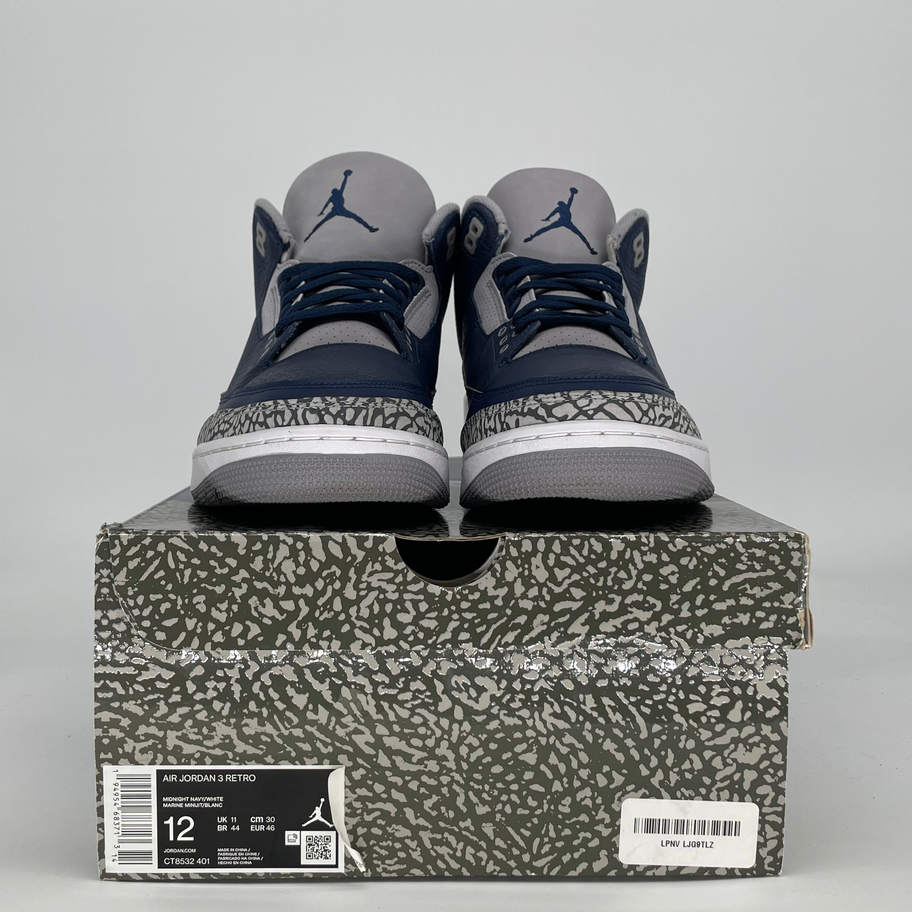 AIR JORDAN 3 GEORGETOWN CT8532-401 SIZE 12/13.5W