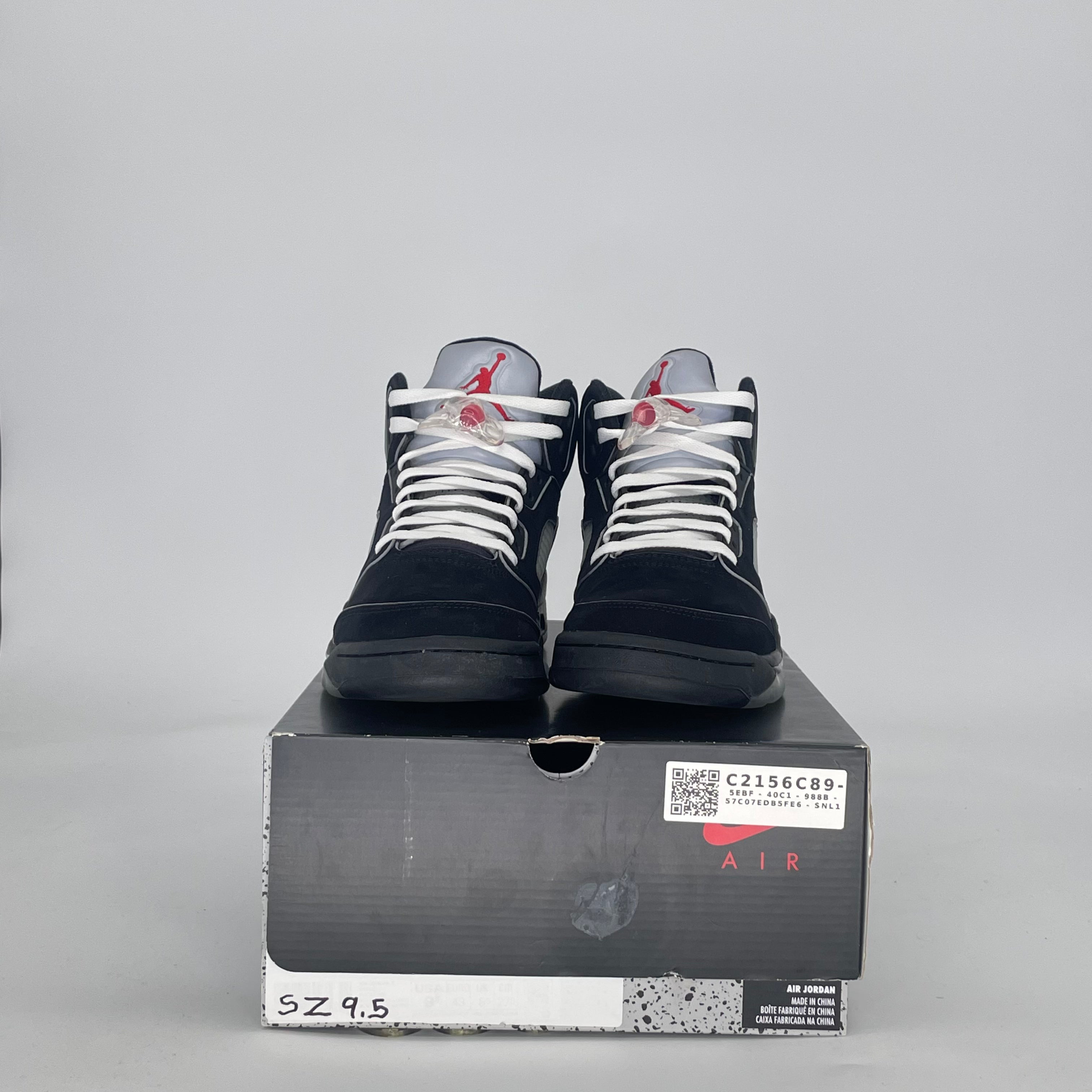 AIR JORDAN 5 BLACK METALLIC REIMAGINED HF3975-001 SIZE 9.5/11W