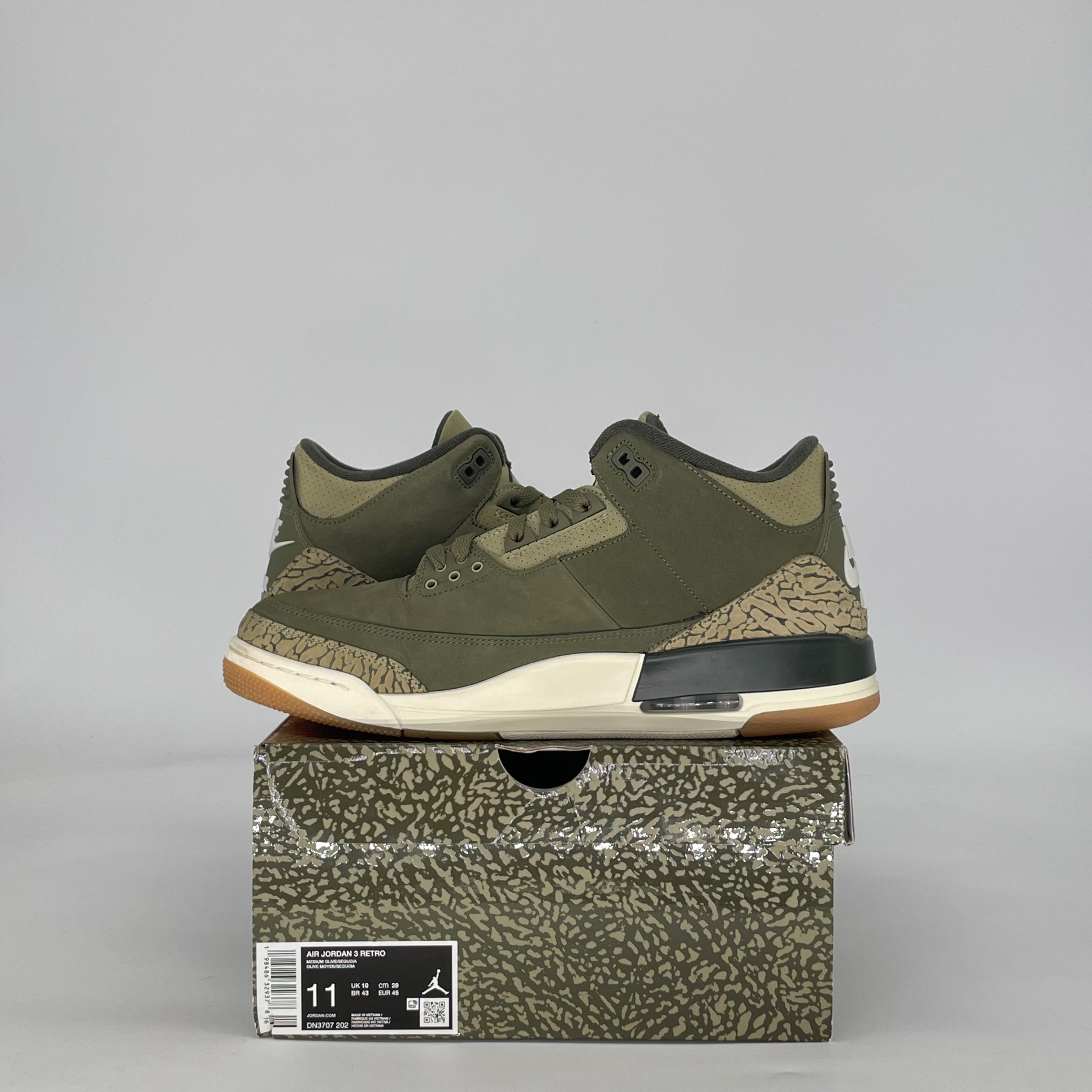 AIR JORDAN 3 FAMILY AFFAIR DN3707-202 SIZE 11/12.5W