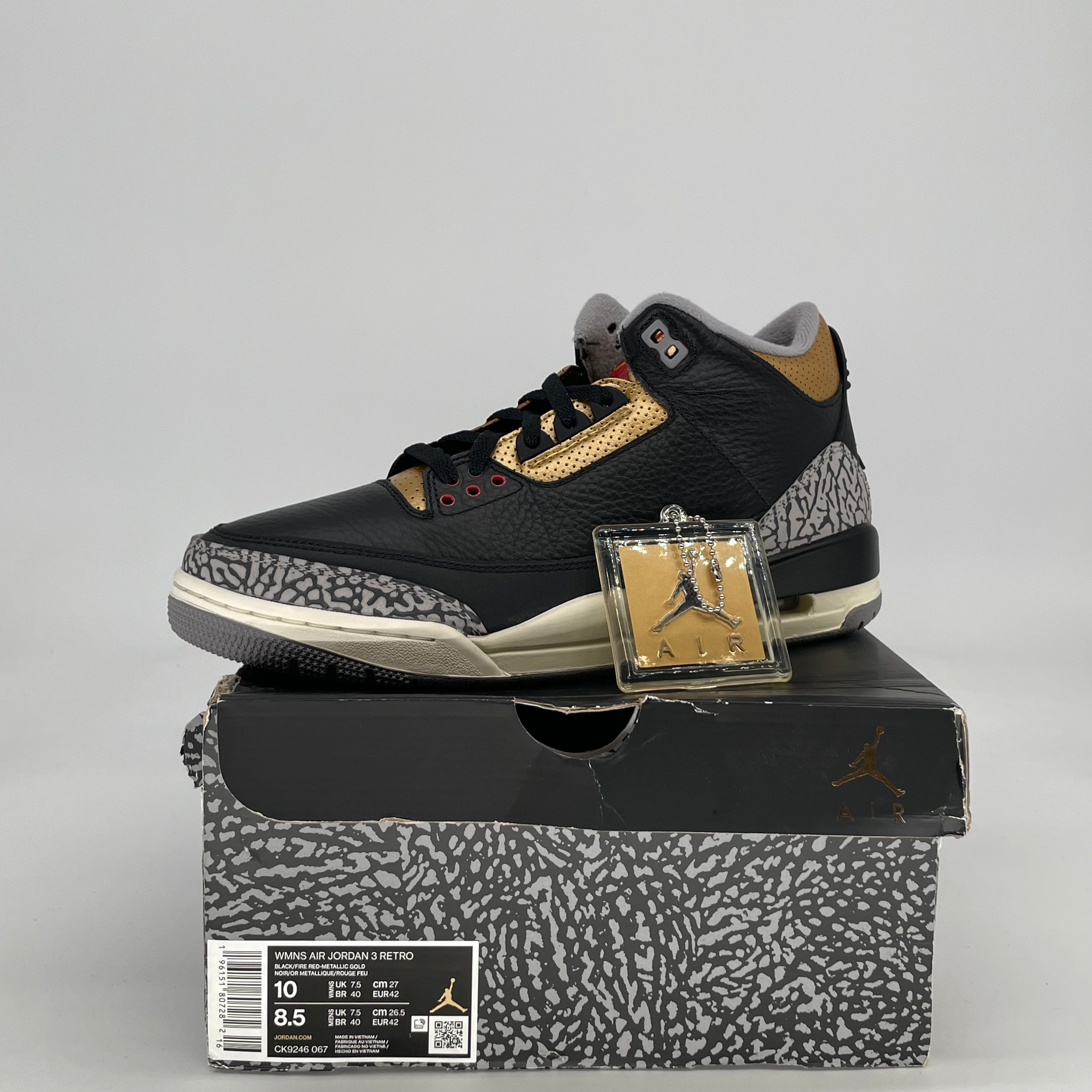 AIR JORDAN 3 BLACK CEMENT GOLD W CK9246-067 SIZE 8.5/10W