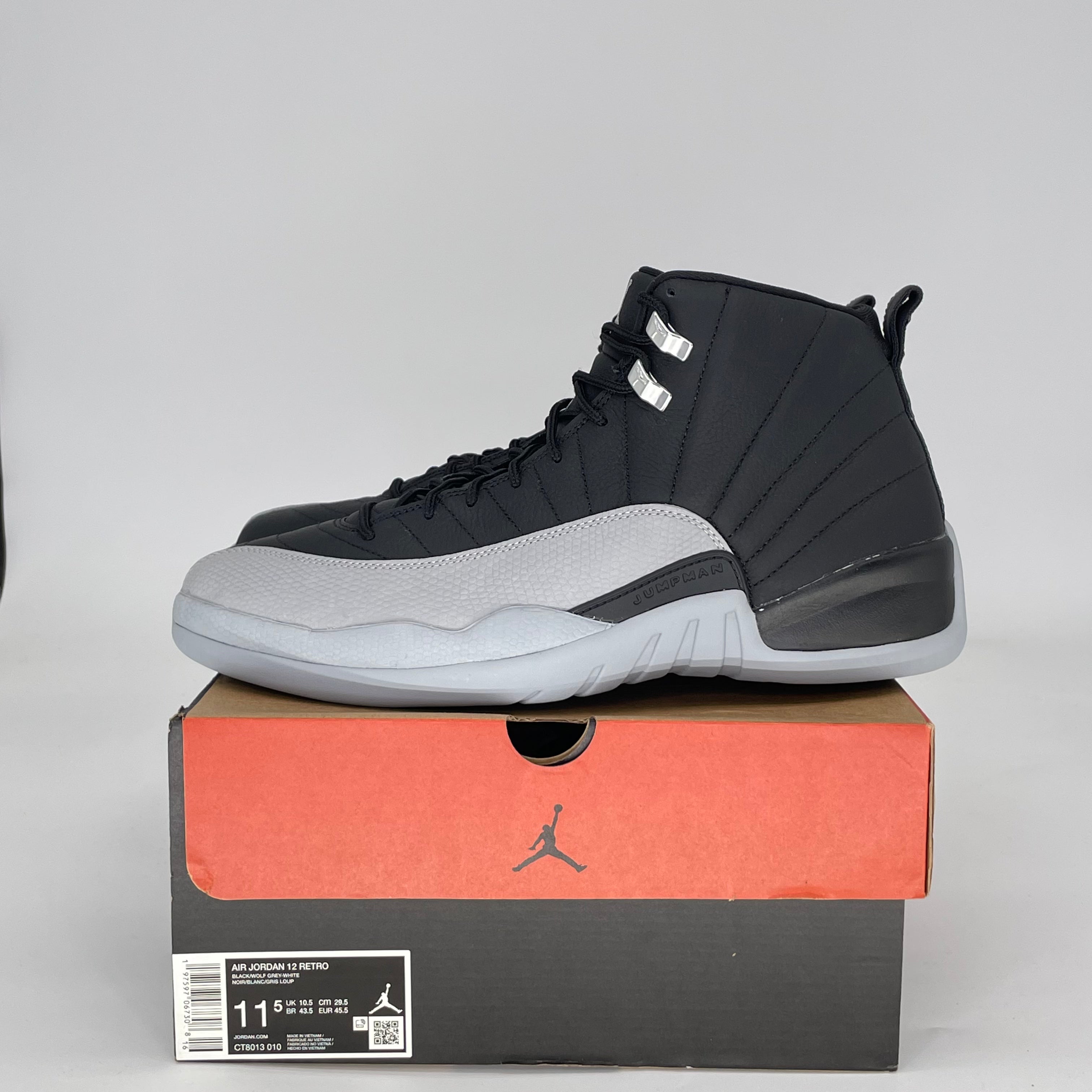 AIR JORDAN 12 BARONS CT8013-010 SIZE 11.5/13W
