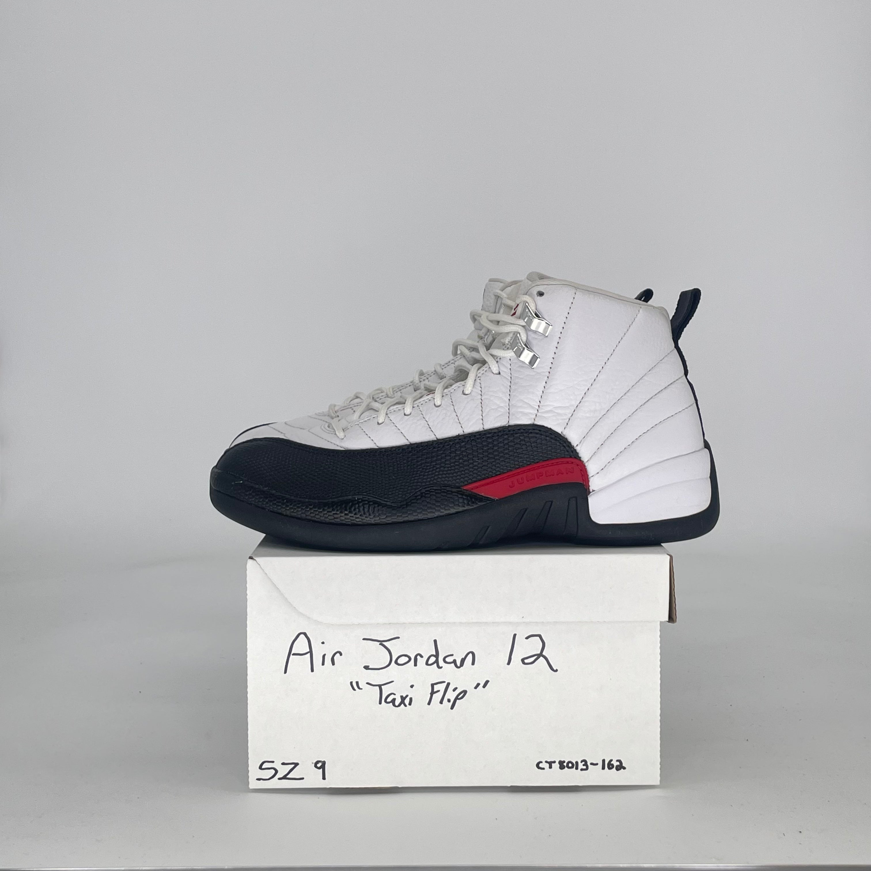 AIR JORDAN 12 TAXI FLIP CT8013-162 SIZE 9/10.5W