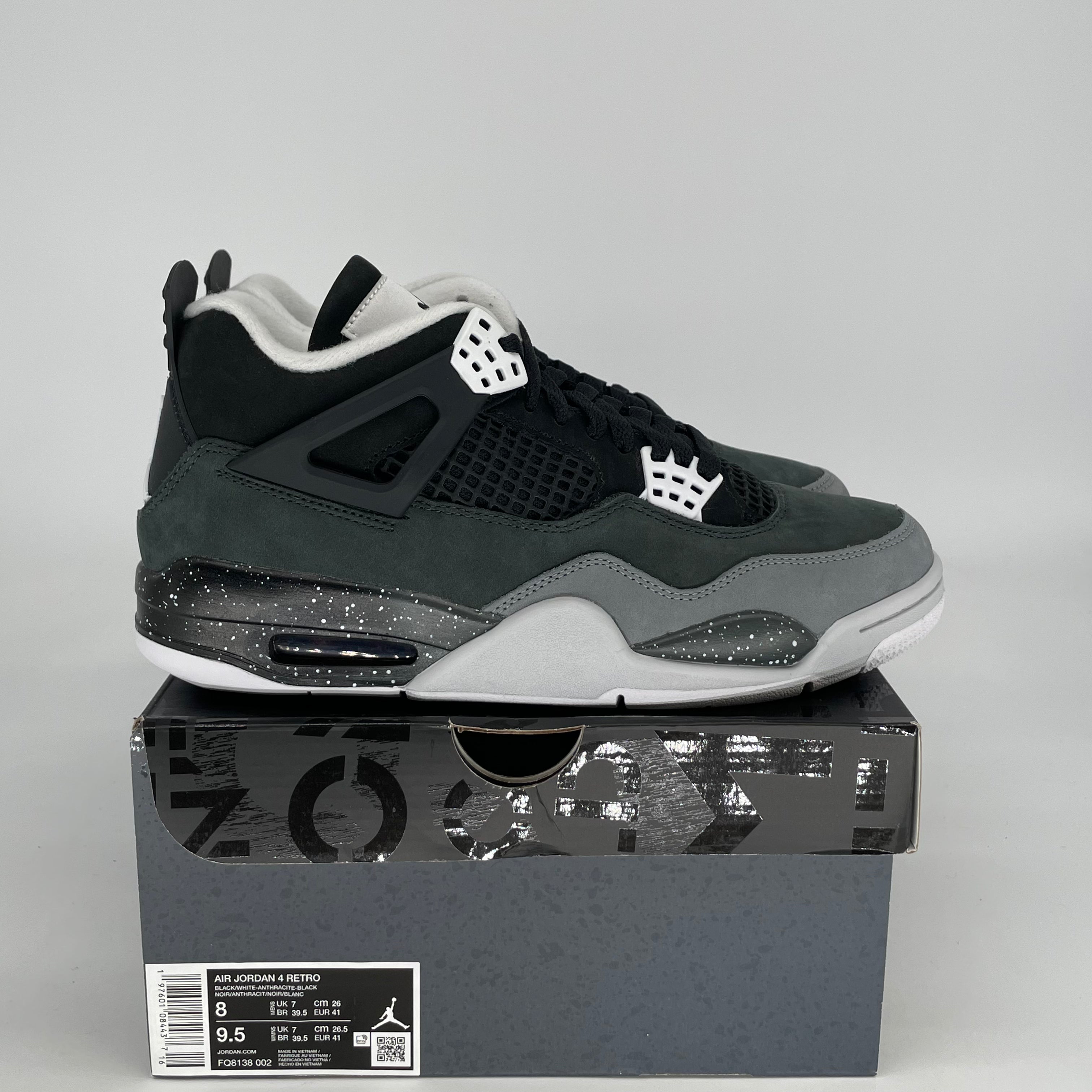 AIR JORDAN 4 FEAR FQ8138-002 SIZE 8/9.5W