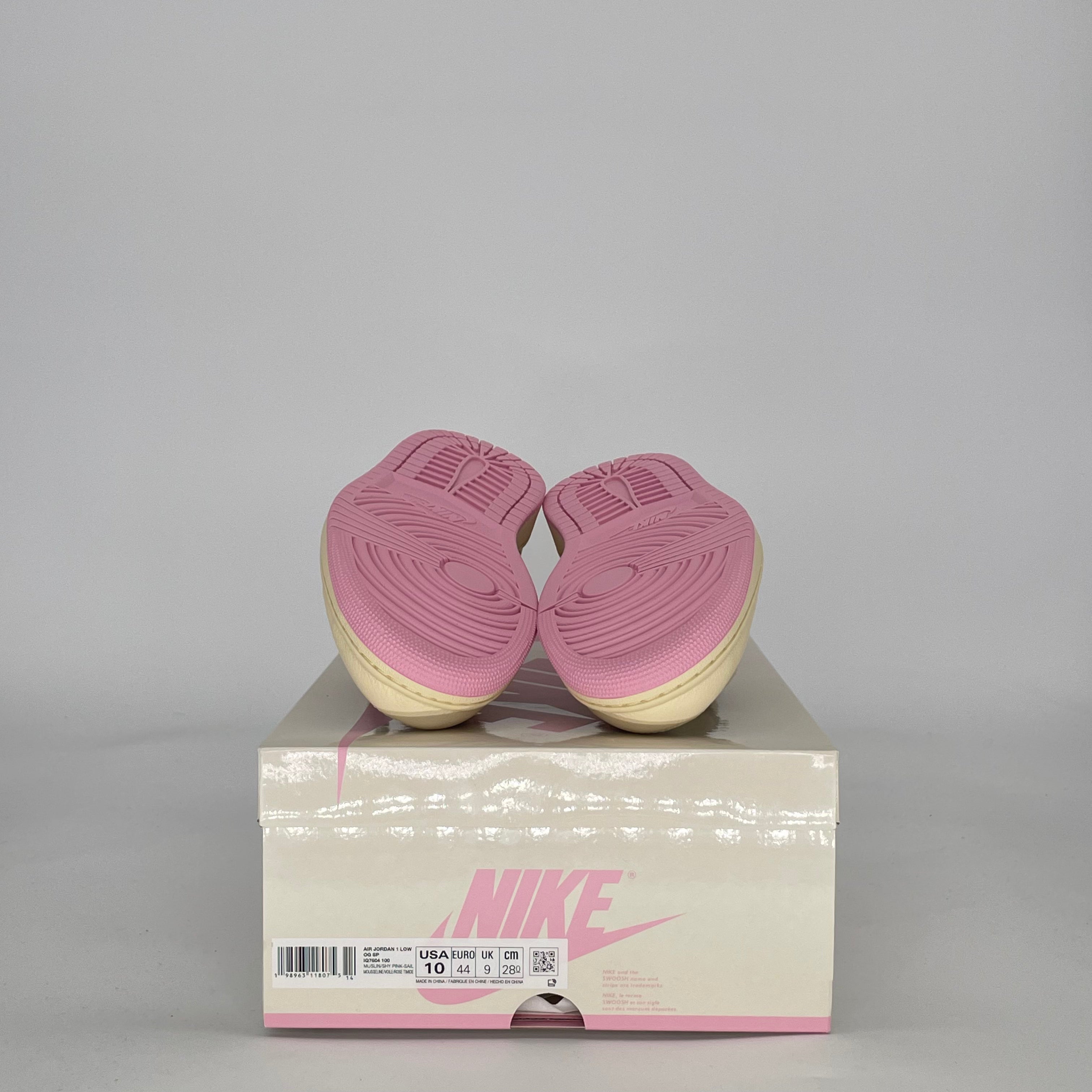AIR JORDAN 1 LOW TRAVIS SCOTT SHY PINK IQ7604-100 SIZE 10/11.5W