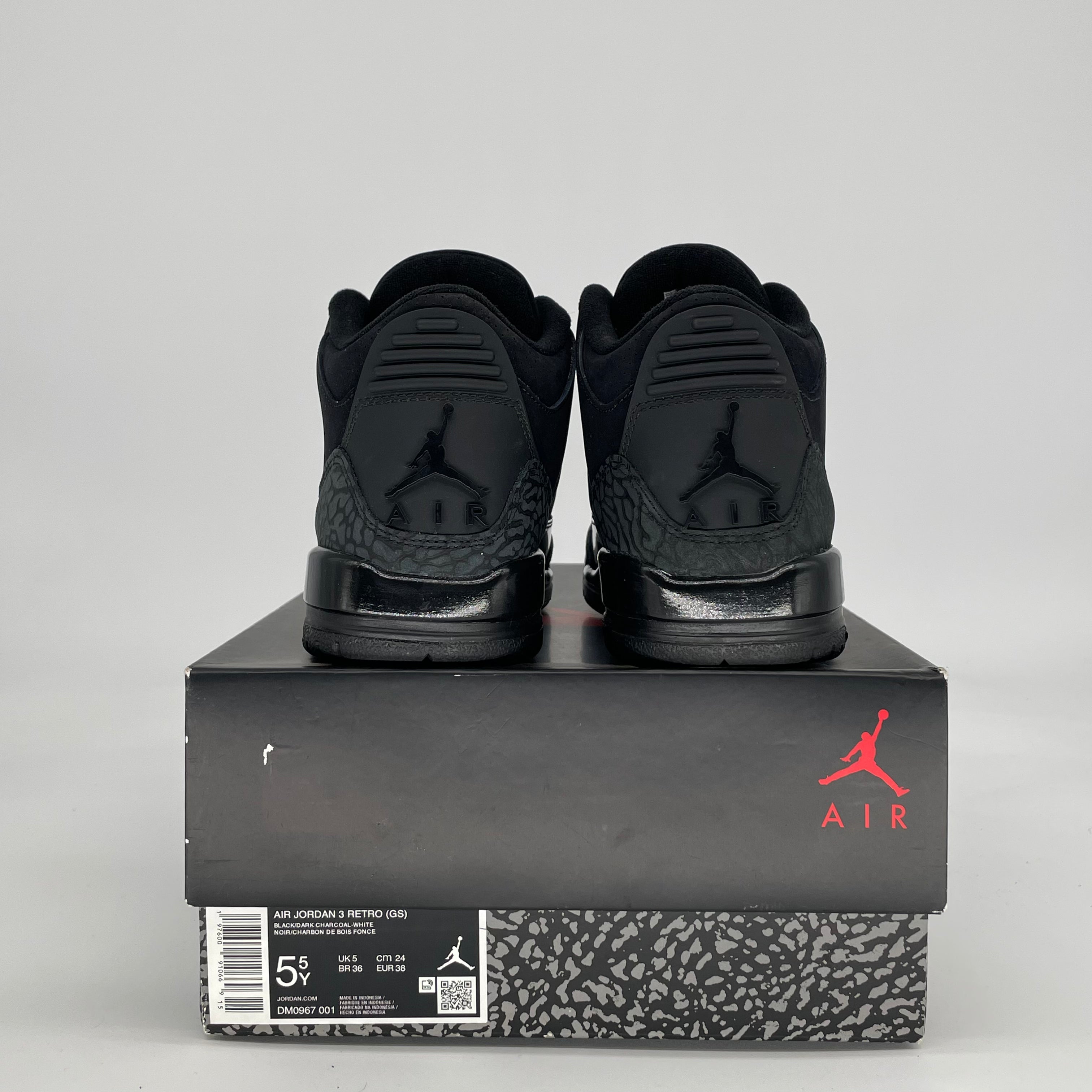 AIR JORDAN 3 BLACK CAT DM0967-001 SIZE 5.5/7W
