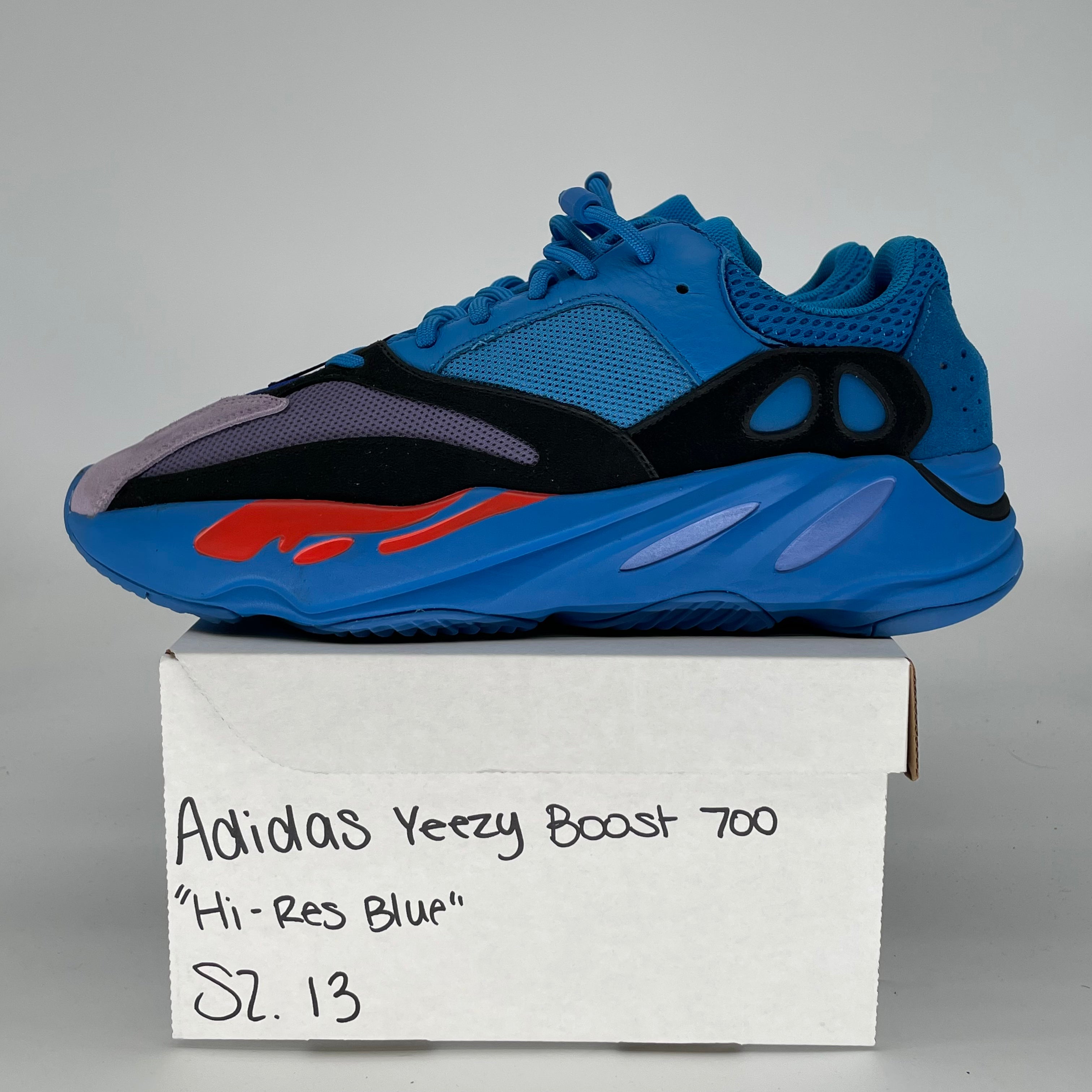 ADIDAS YEEZY 700 HI-RES BLUE HP6674 SIZE 13/14.5W