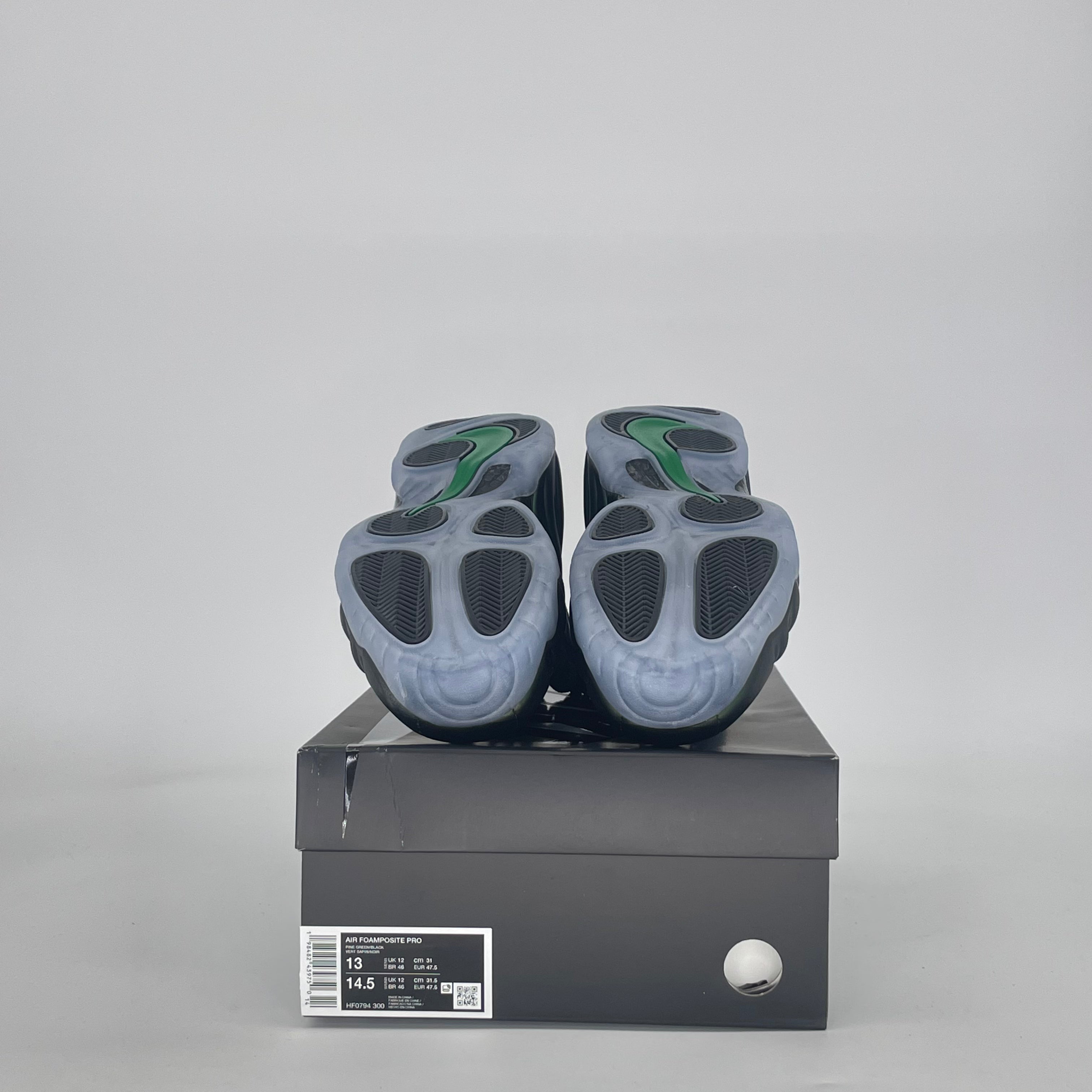 NIKE AIR FOAMPOSITE PRO PINE GREEN HF0794-300 SIZE 13/14.5W