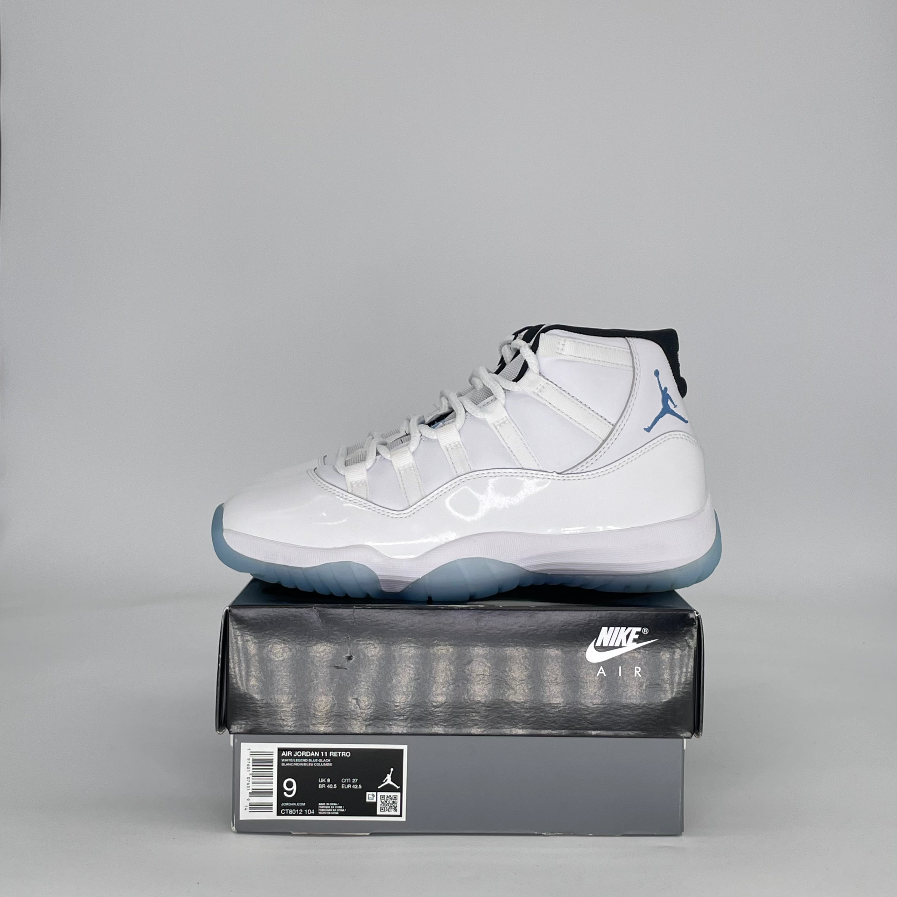AIR JORDAN 11 LEGEND BLUE CT8012-104 SIZE 9/10.5W