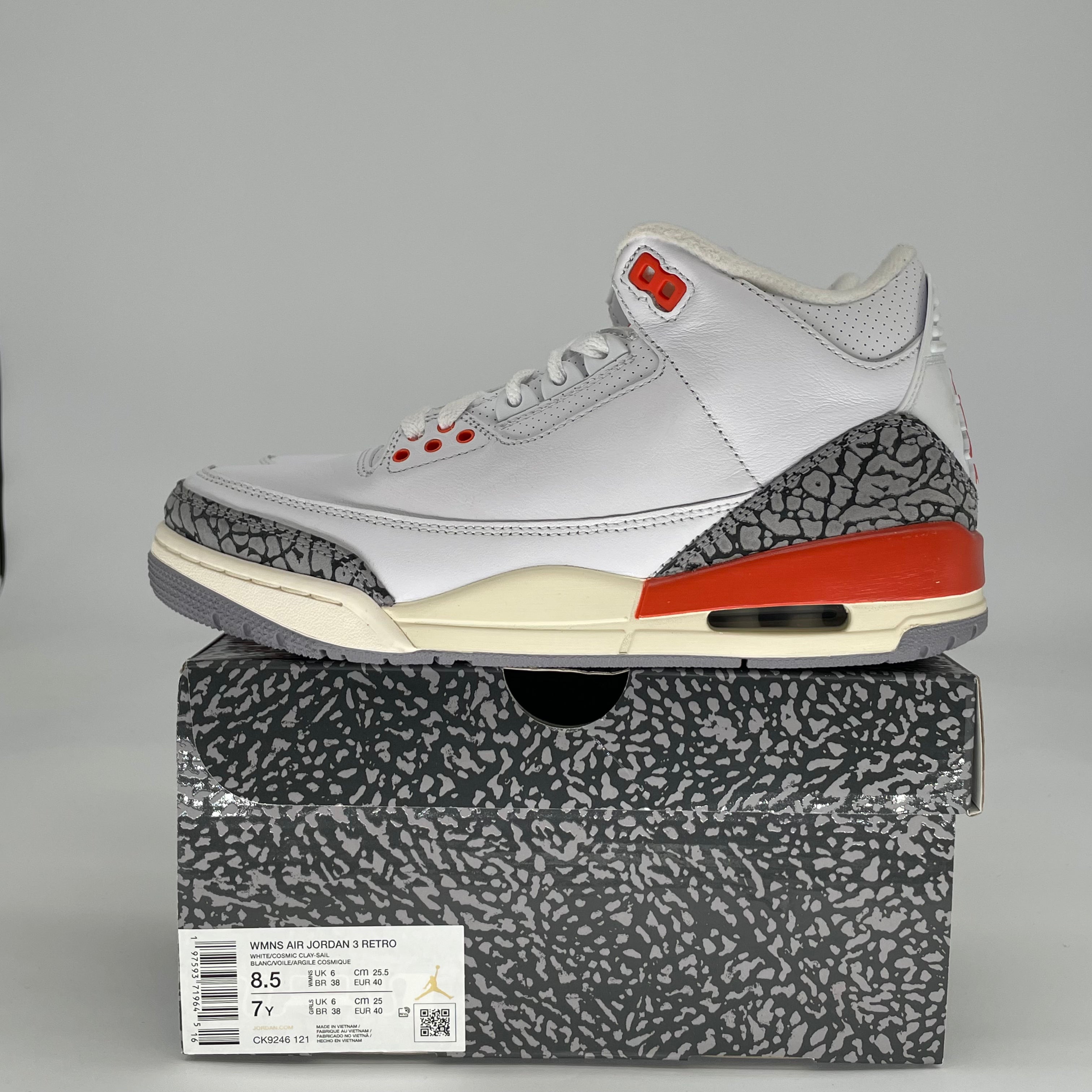 AIR JORDAN 3 GEORGIA PEACH W CK9246-121 SIZE 7/8.5W