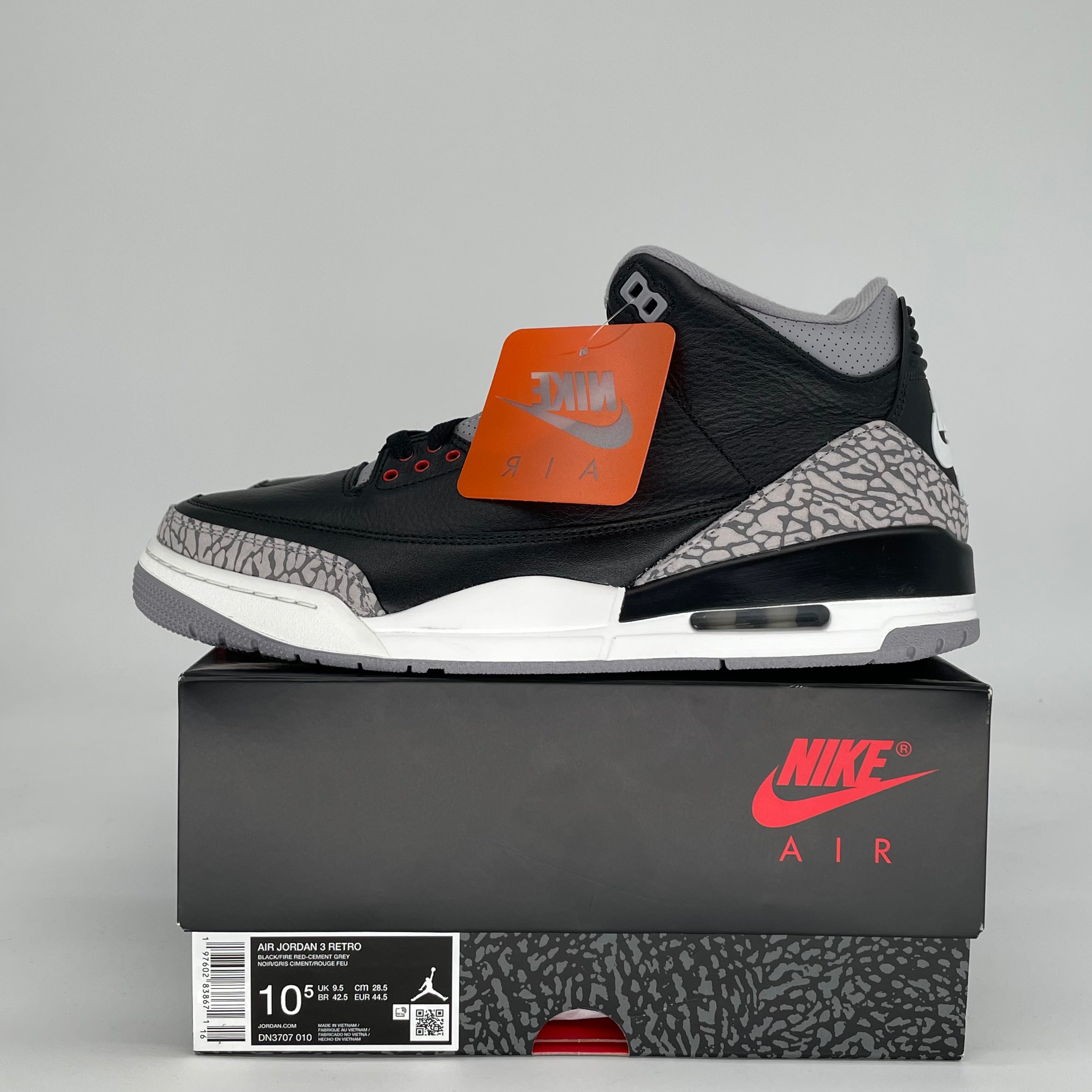 AIR JORDAN 3 BLACK CEMENT DN3707-010 SIZE 10.5/12W