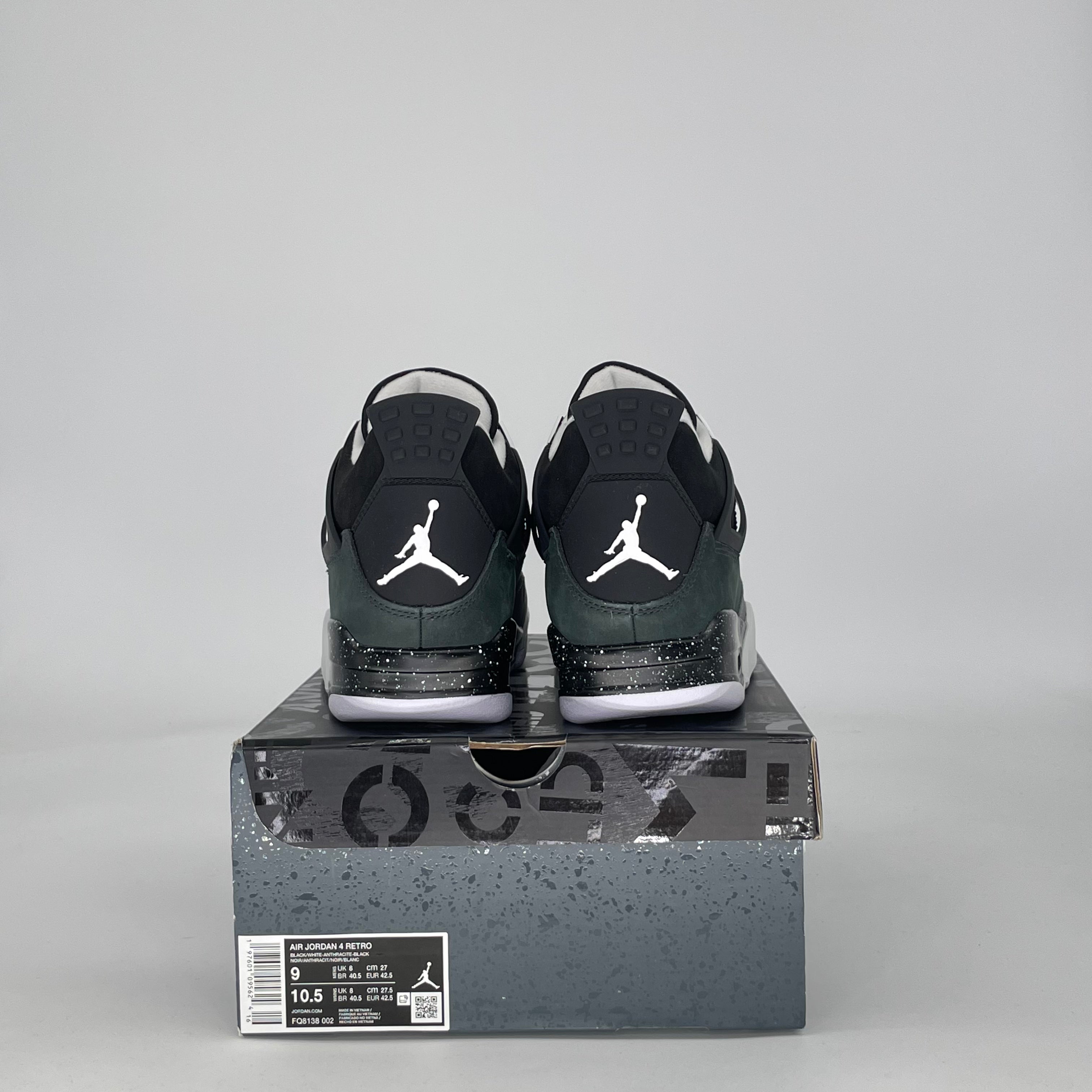 AIR JORDAN 4 FEAR FQ8138-002 SIZE 9/10.5W