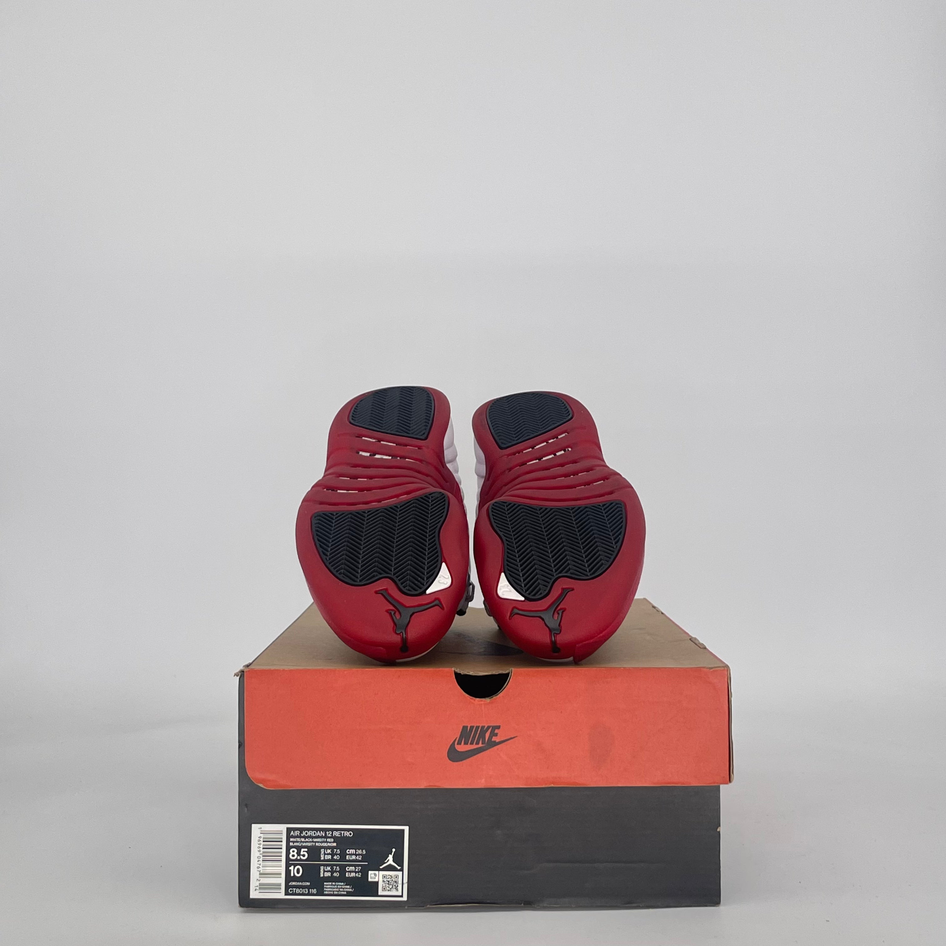 AIR JORDAN 12 CHERRY CT8013-116 SIZE 8.5/10W