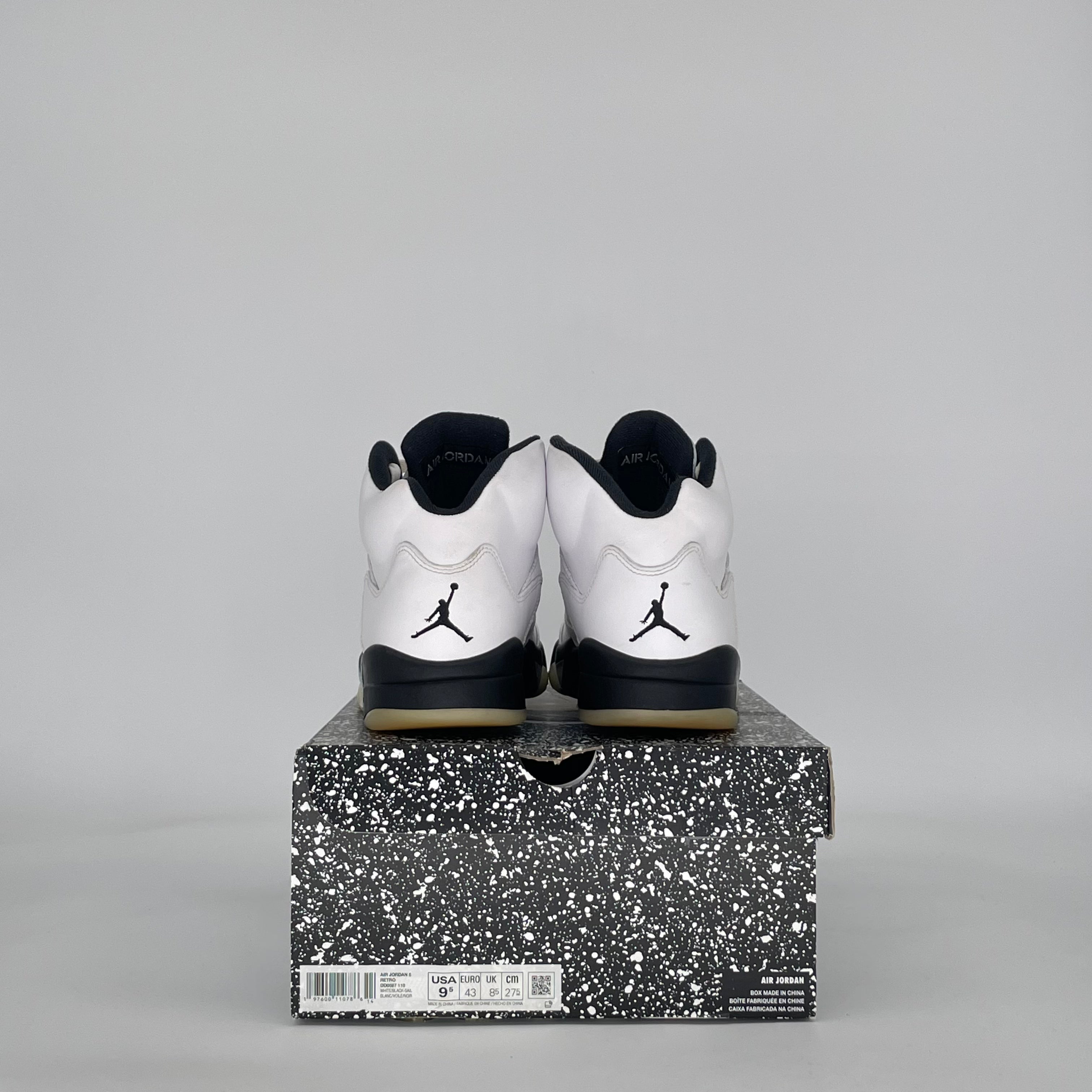 AIR JORDAN 5 REVERSE METALLIC DD0587-110 SIZE 9.5/11W