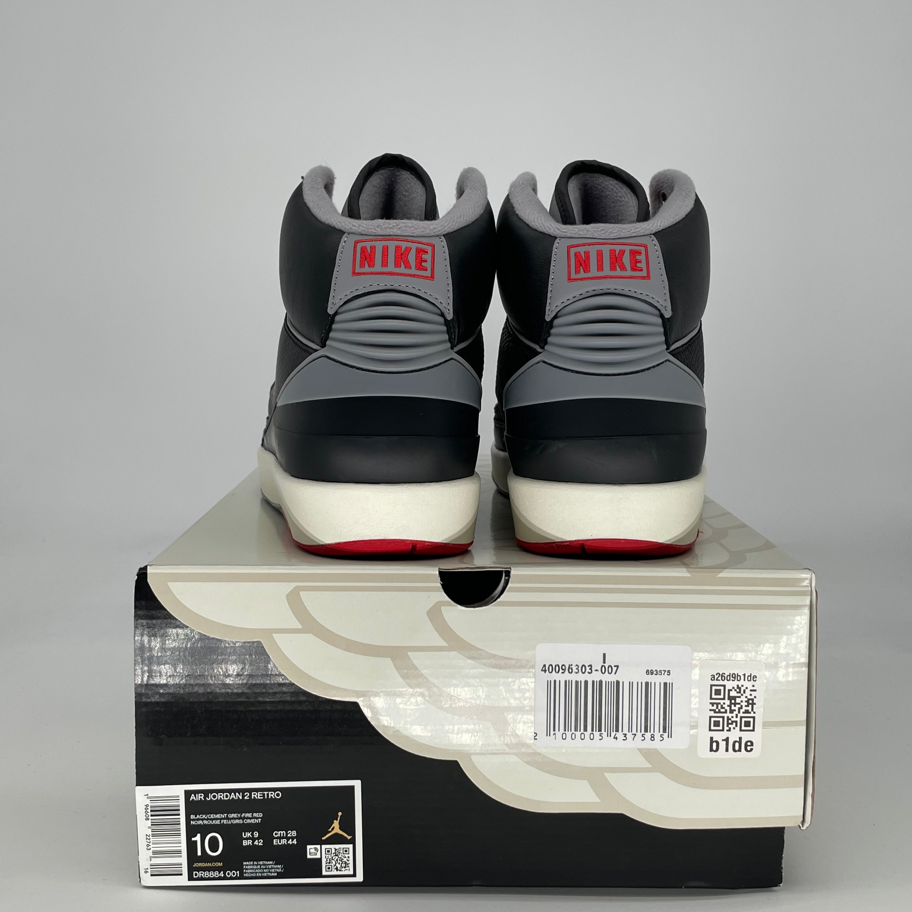 AIR JORDAN 2 BLACK CEMENT DR8884-001 SIZE 10/11.5W