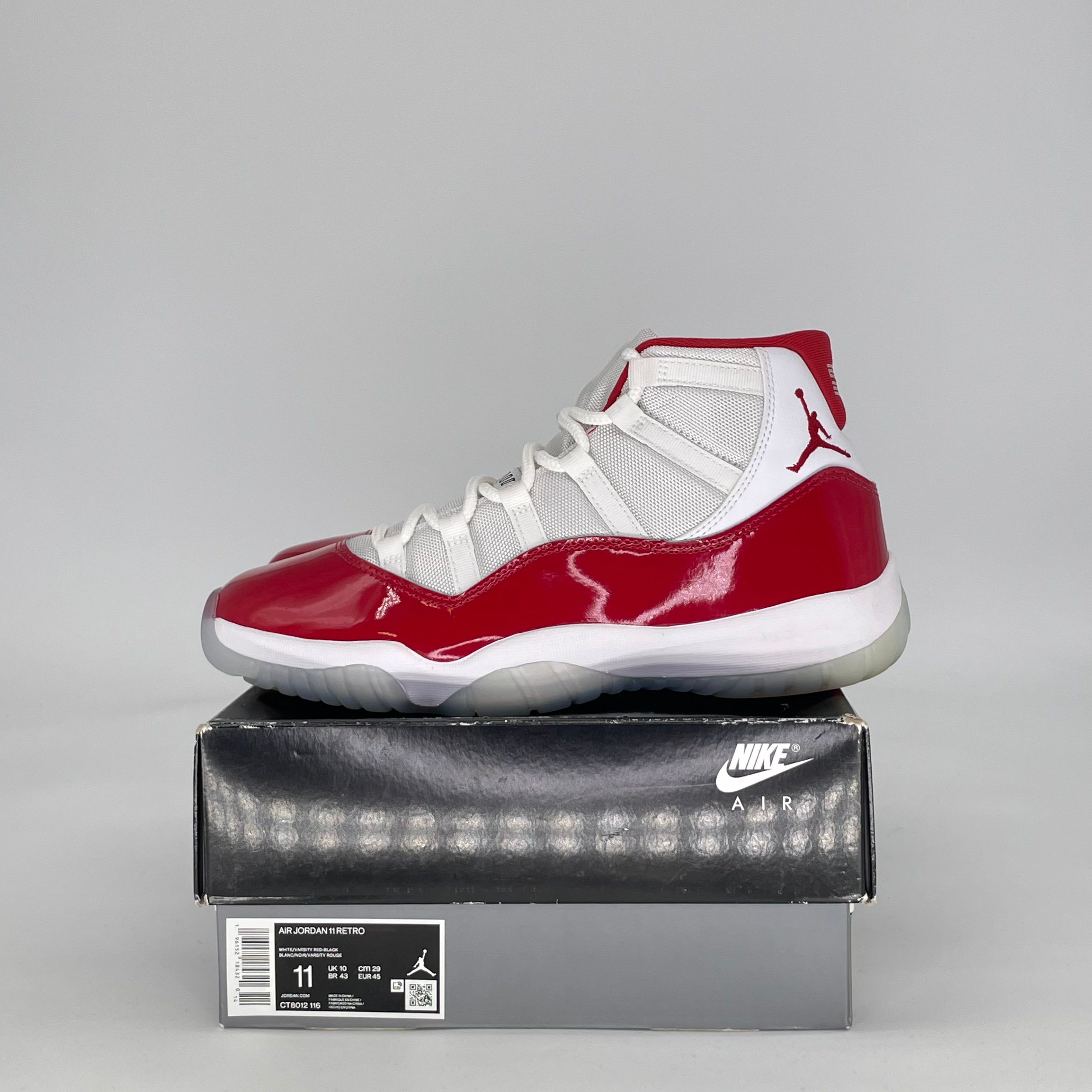 AIR JORDAN 11 CHERRY CT8012-116 SIZE 11/12.5W