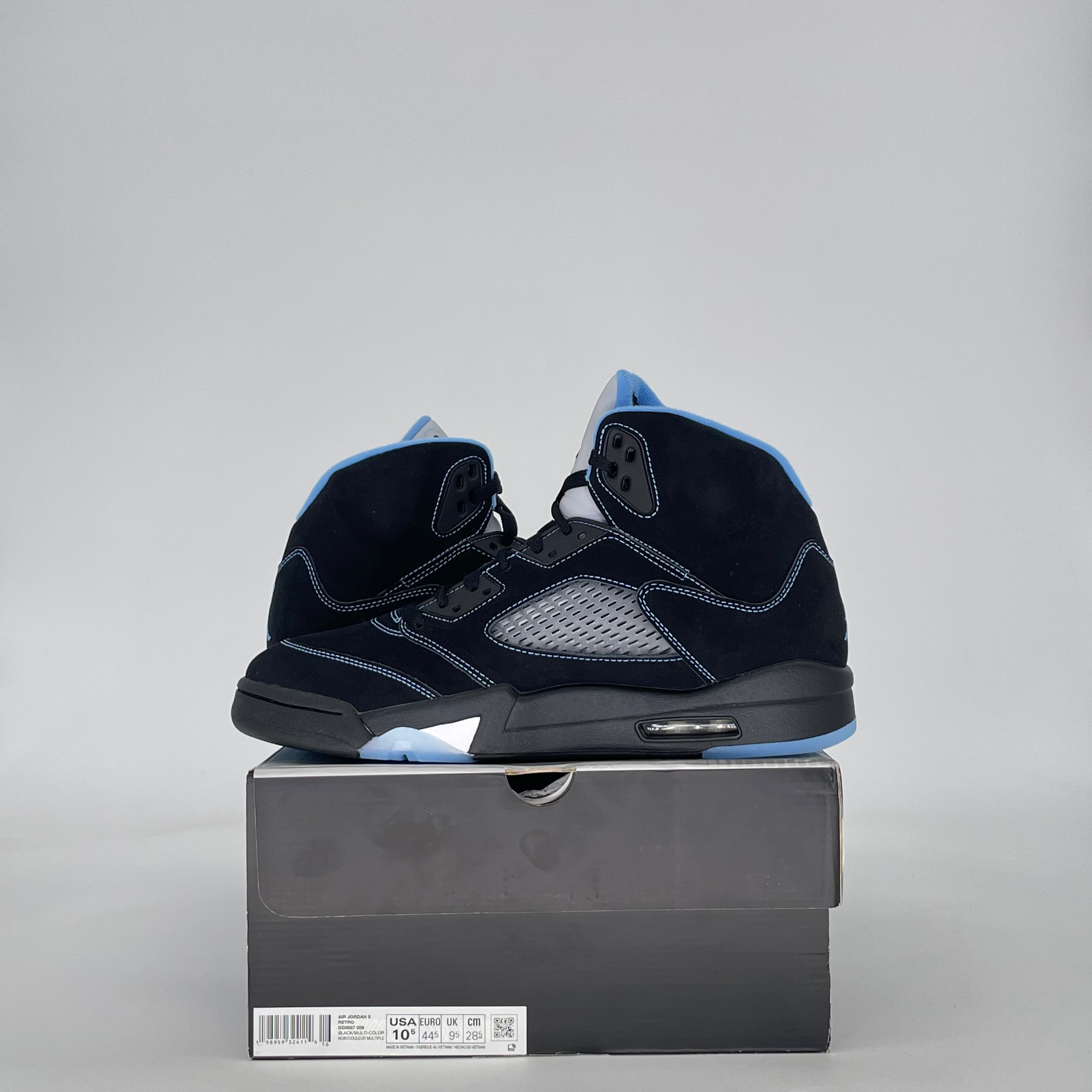 AIR JORDAN 5 BLACK UNIVERSITY BLUE DD0587-008 SIZE 10.5/12W