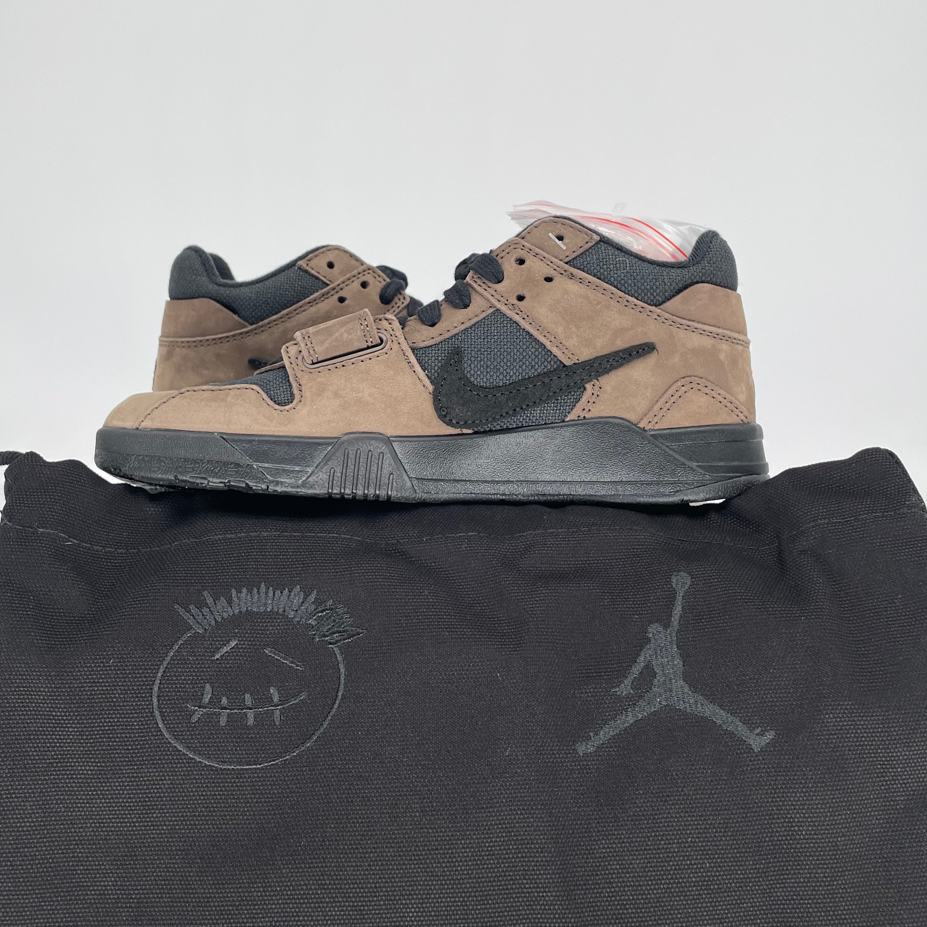 TRAVIS SCOTT X JORDAN JUMPMAN JACK TR DARK MOCHA FZ8117-204 SIZE 6/7.5W