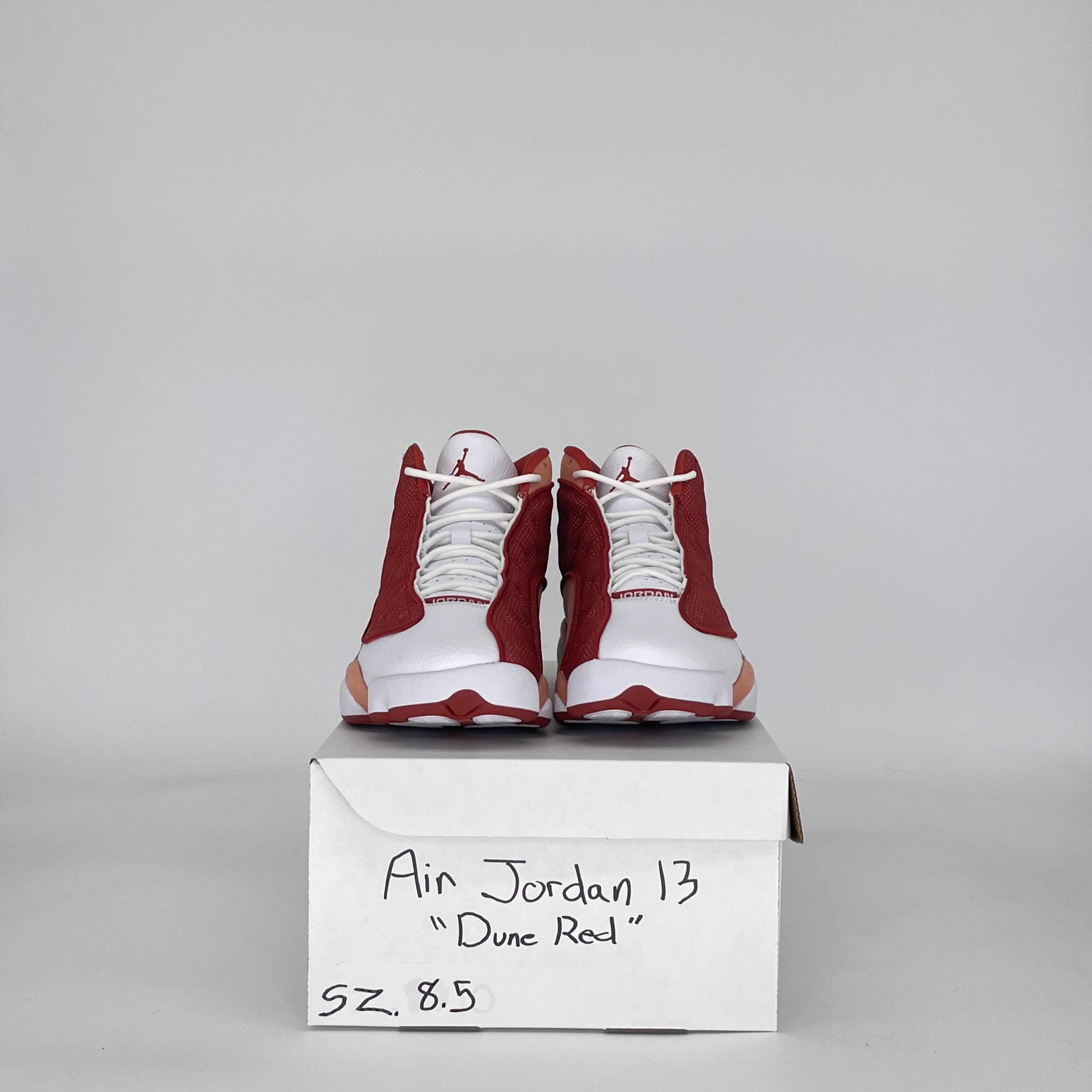 AIR JORDAN 13 DUNE RED DJ5982-601 SIZE 8.5/10W