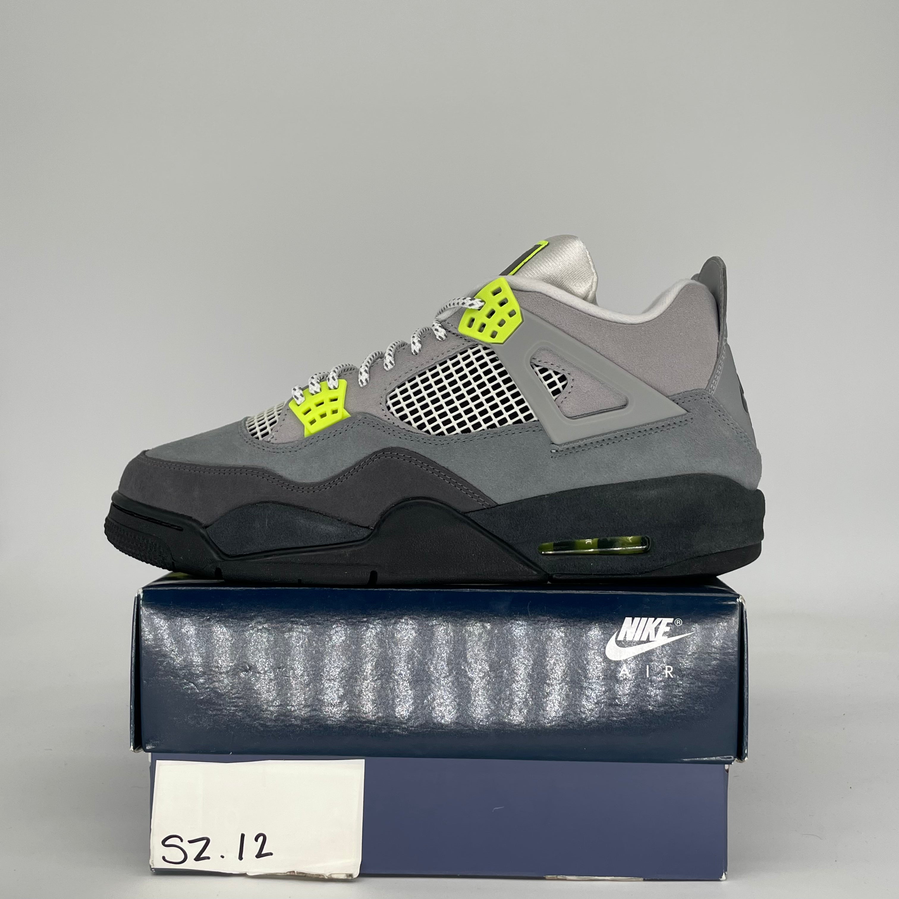 AIR JORDAN 4 SE 95 NEON CT5342-007 SIZE 12/13.5W