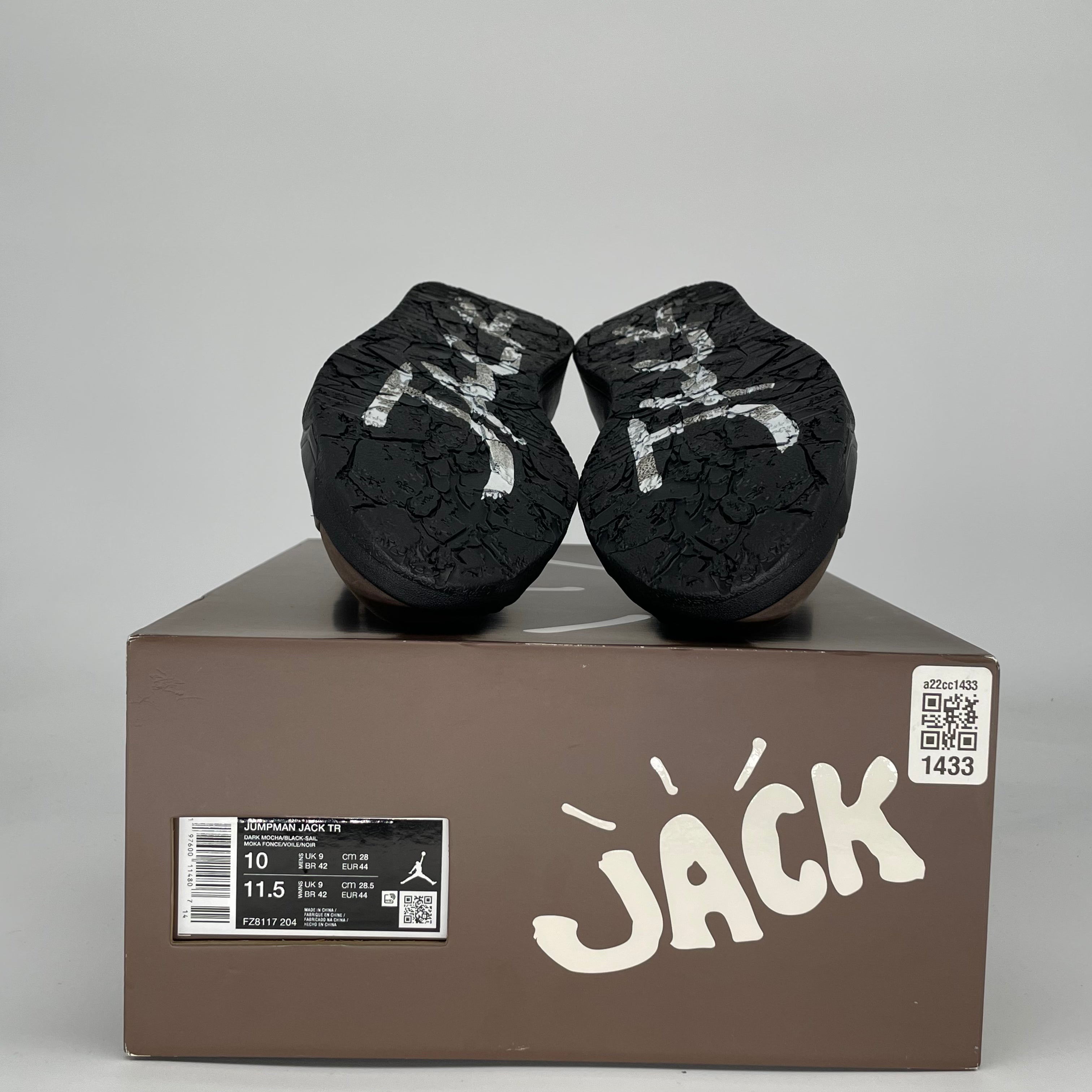 TRAVIS SCOTT X JORDAN JUMPMAN JACK TR DARK MOCHA FZ8117-204 SIZE 10/11.5W