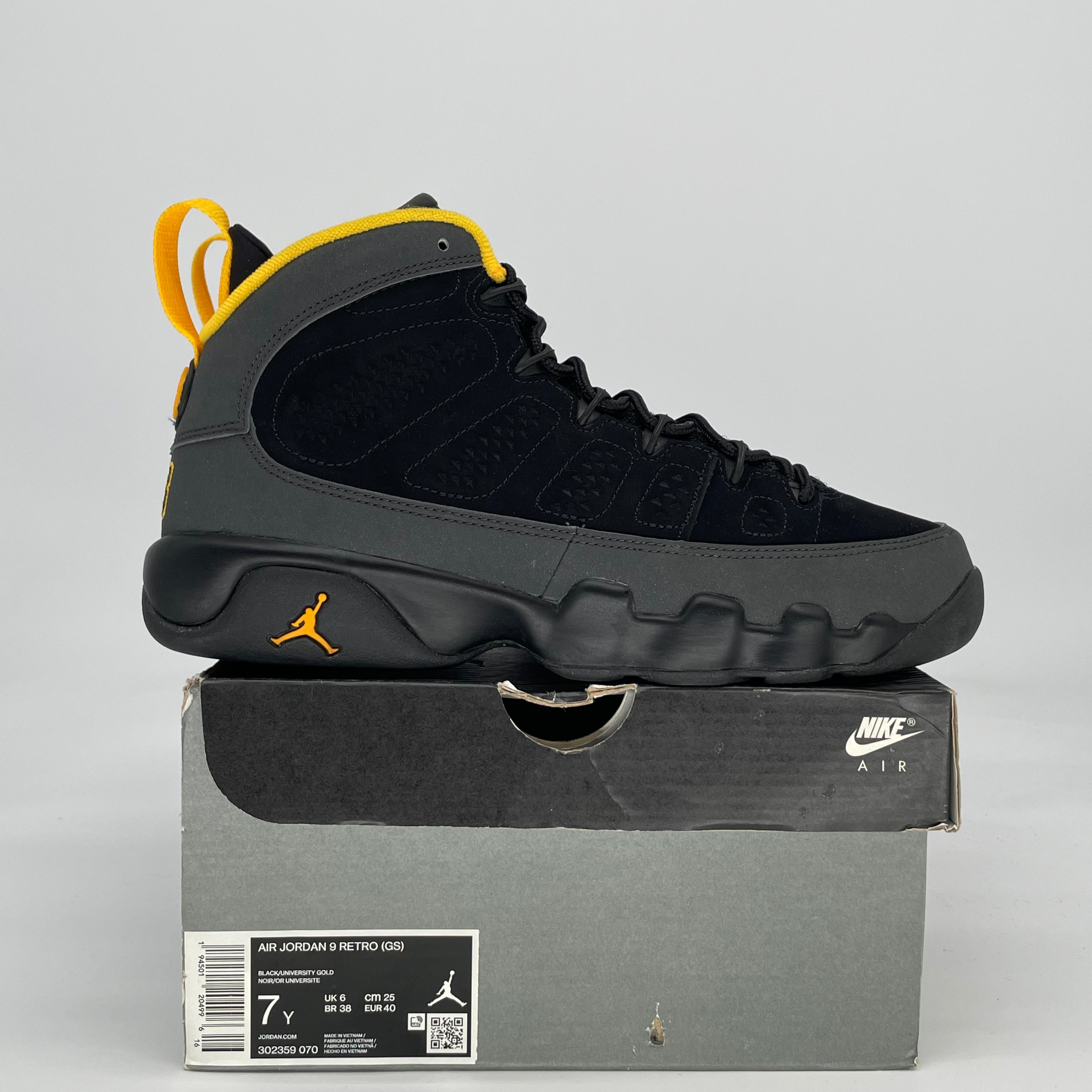 AIR JORDAN 9 DARK CHARCOAL UNIVERSITY GOLD 302359-070 SIZE 7/8.5W