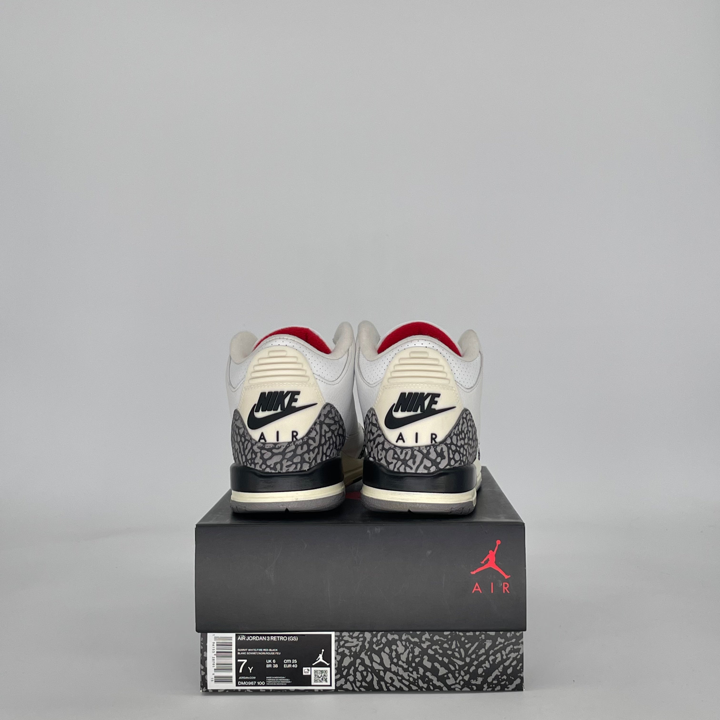 AIR JORDAN 3 WHITE CEMENT REIMAGINED DM0967-100 SIZE 7/8.5W GS
