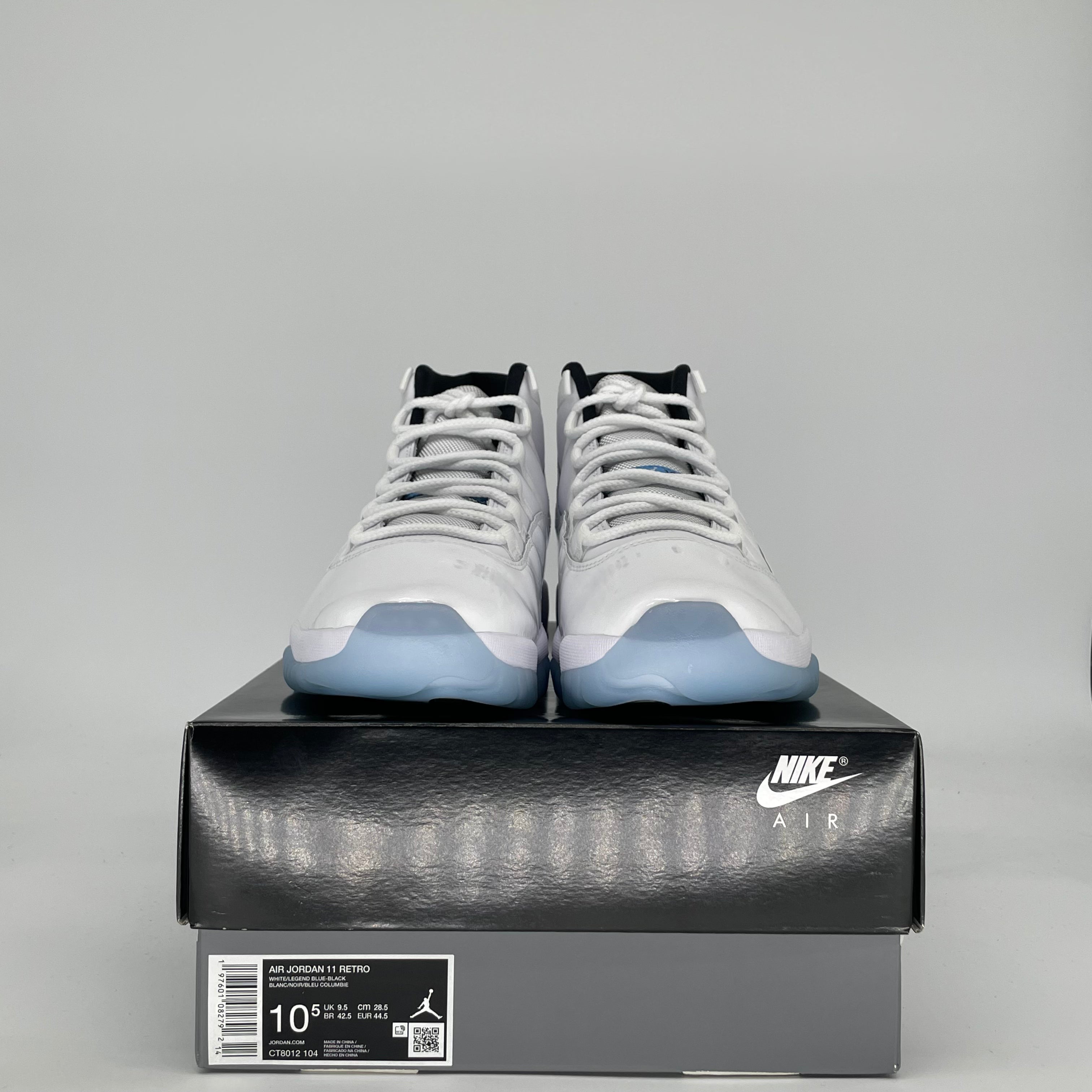 AIR JORDAN 11 LEGEND BLUE CT8012-104 SIZE 10.5/12W