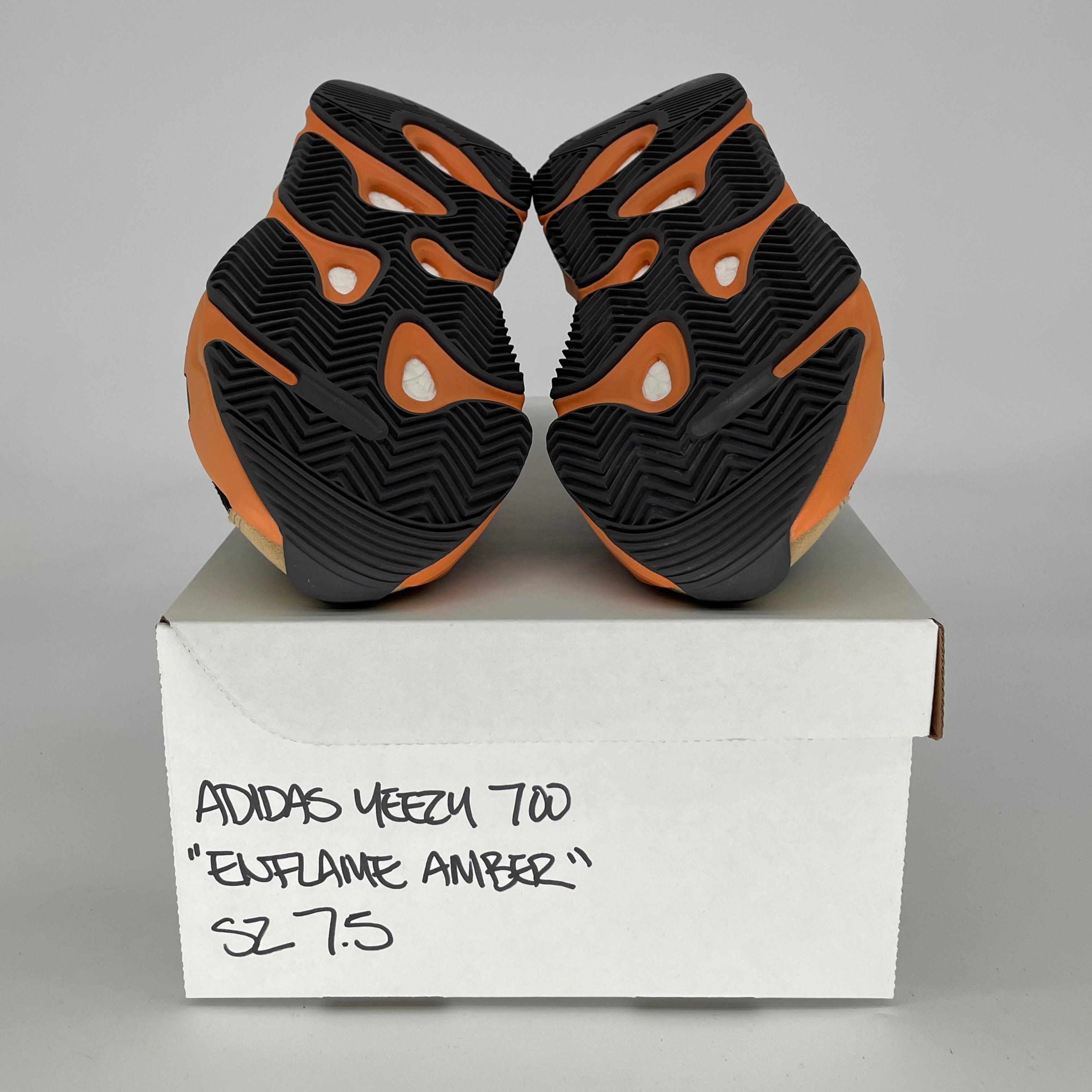 ADIDAS YEEZY 700 ENFLAME AMBER GW0297 SIZE 7.5/9W