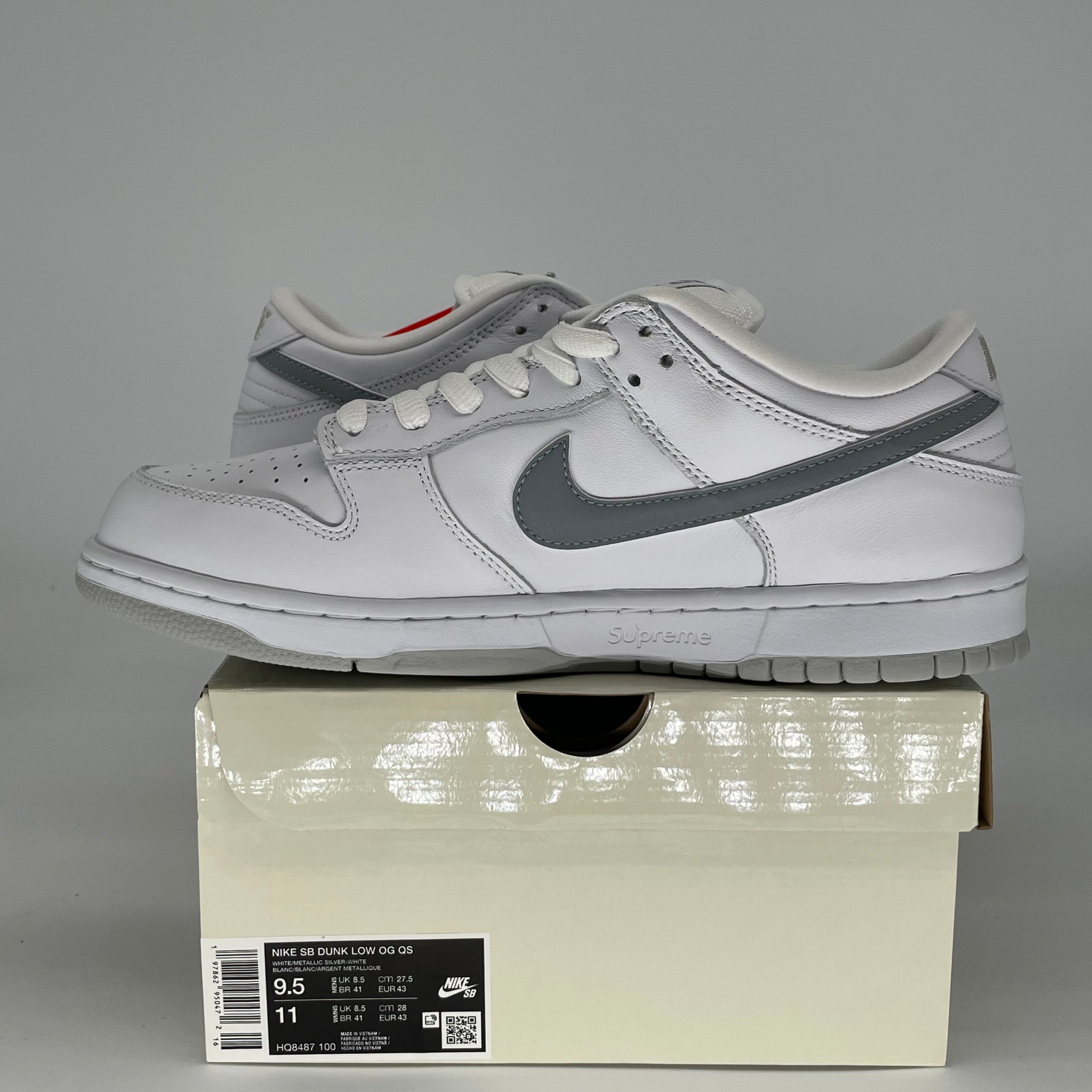 NIKE SB DUNK LOW SUPREME 94 WHITE METALLIC SILVER HQ8487-100 SIZE 9.5/11W