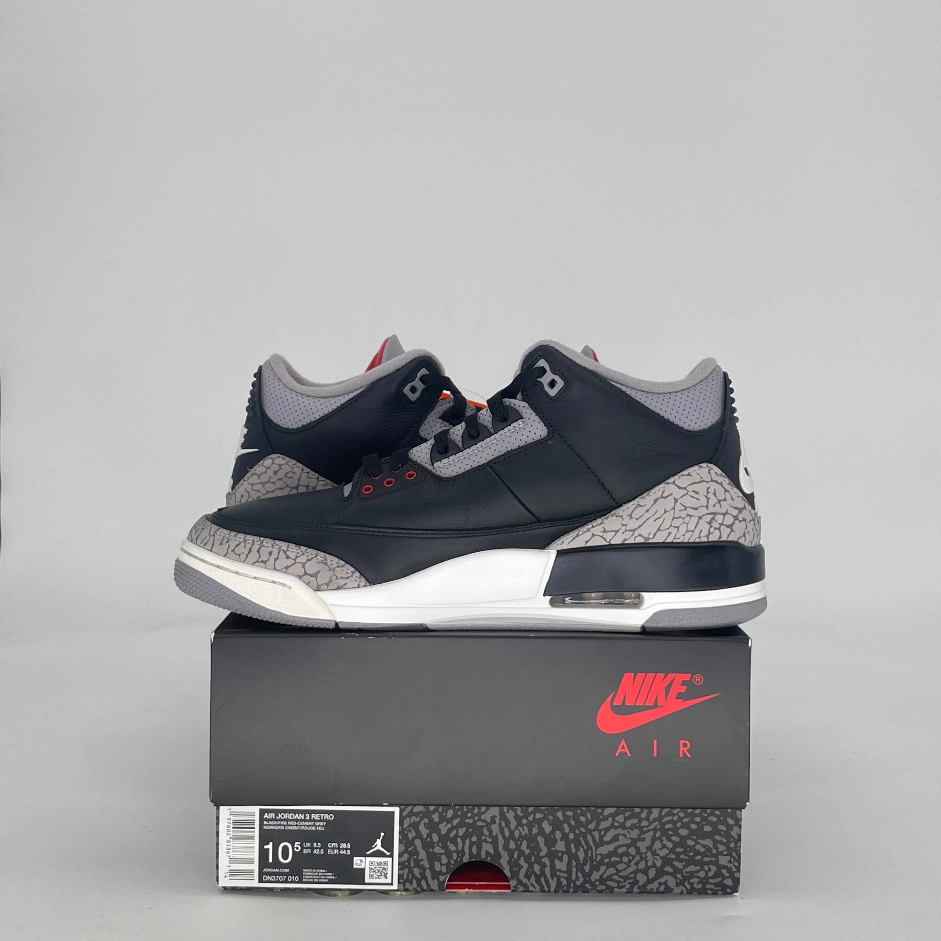 AIR JORDAN 3 BLACK CEMENT DN3707-010 SIZE 10.5/12W