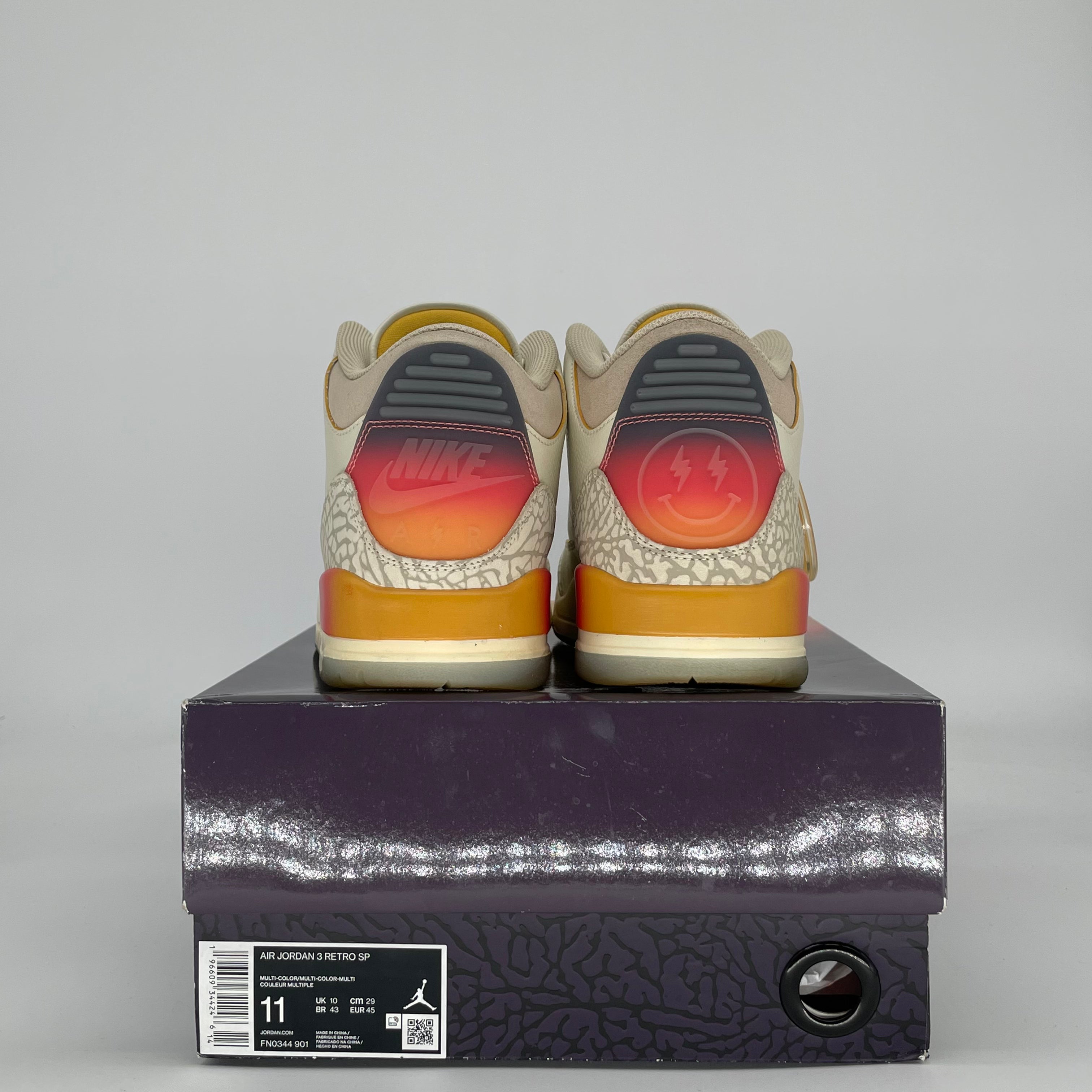 AIR JORDAN 3 J BALVIN MEDELLIN SUNSET FN0344-901 SIZE 11/12.5W