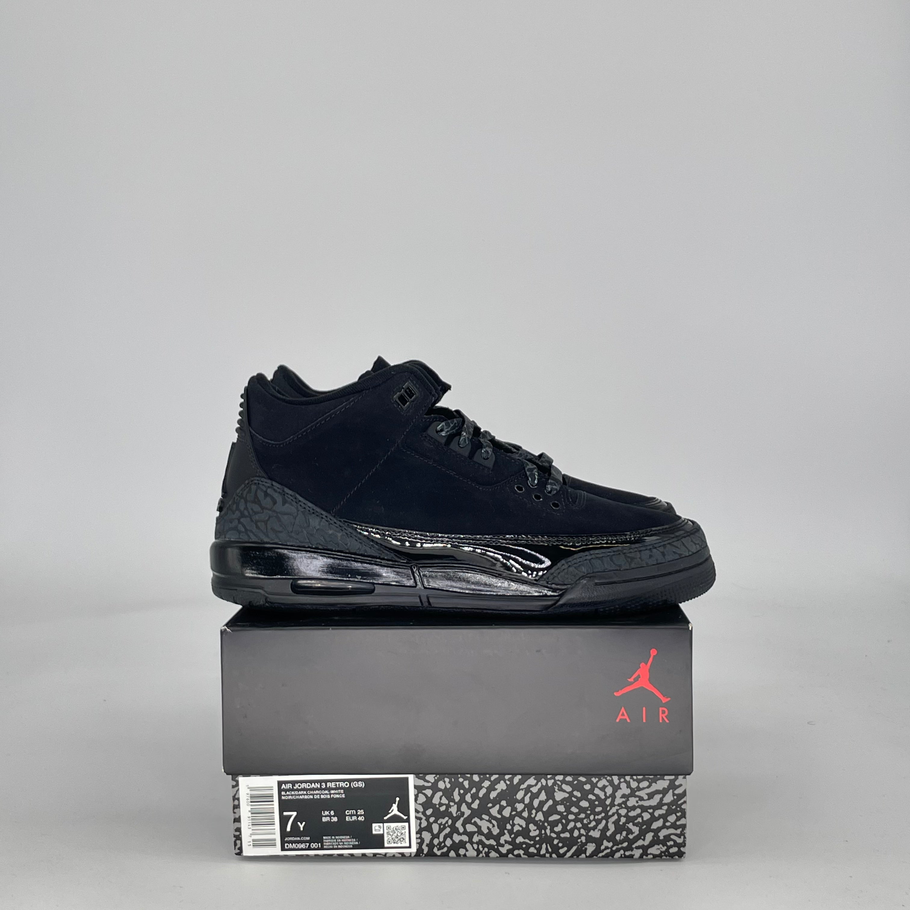 AIR JORDAN 3 BLACK CAT DM0967-001 SIZE 7/8.5W GS