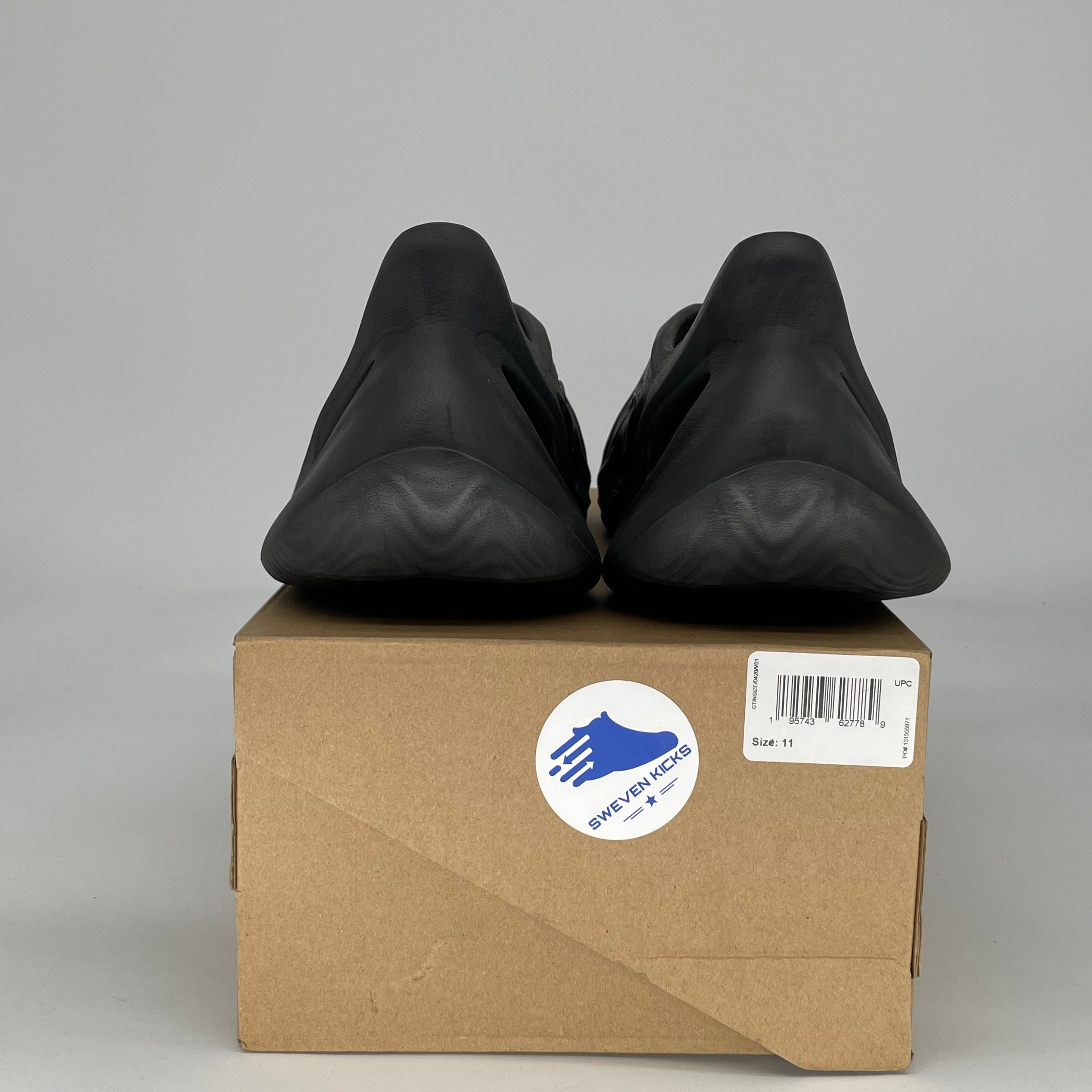 ADIDAS YEEZY FOAM RNR ONYX HP8739 SIZE 11/12.5W