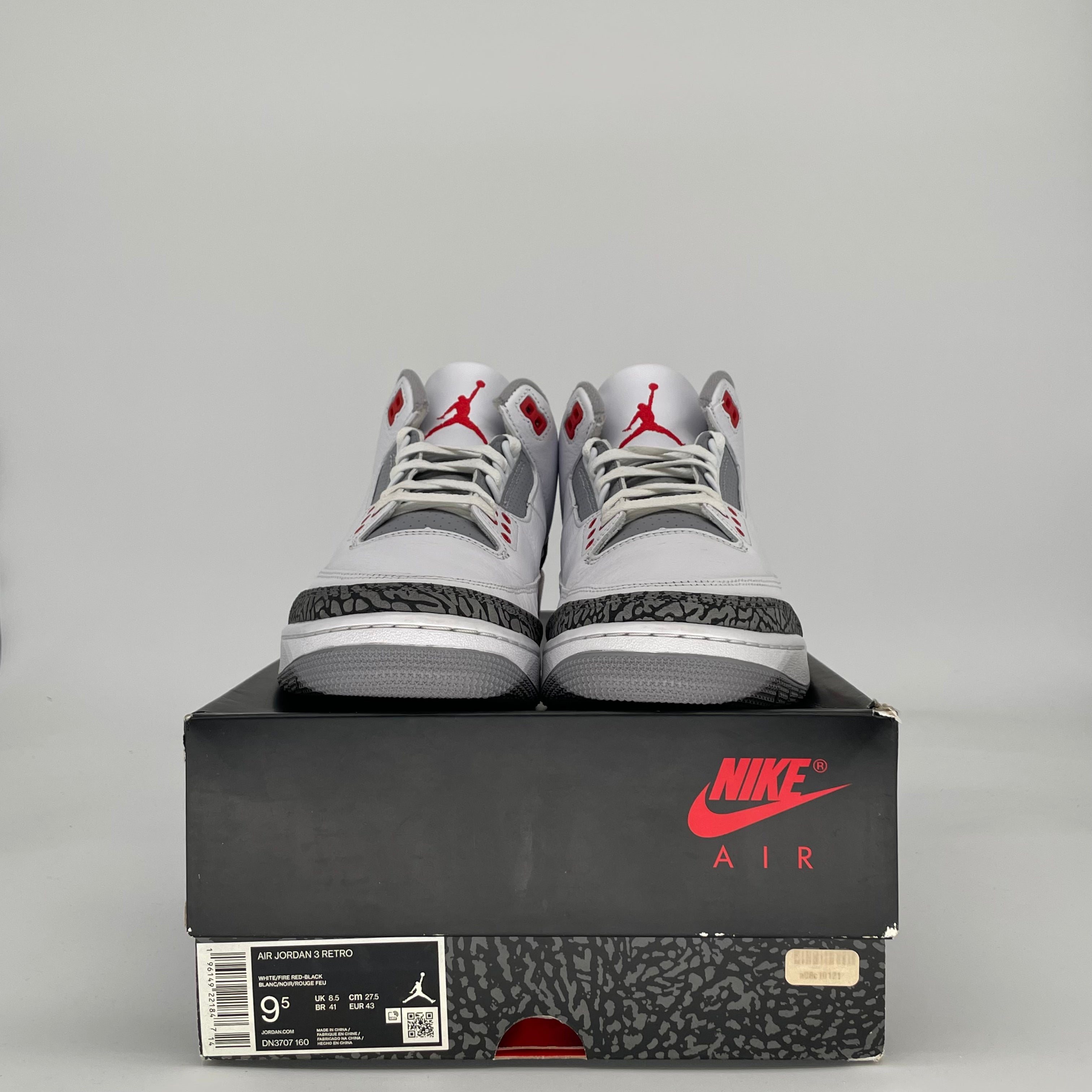 AIR JORDAN 3 FIRE RED DN3707-160 SIZE 9.5/11W