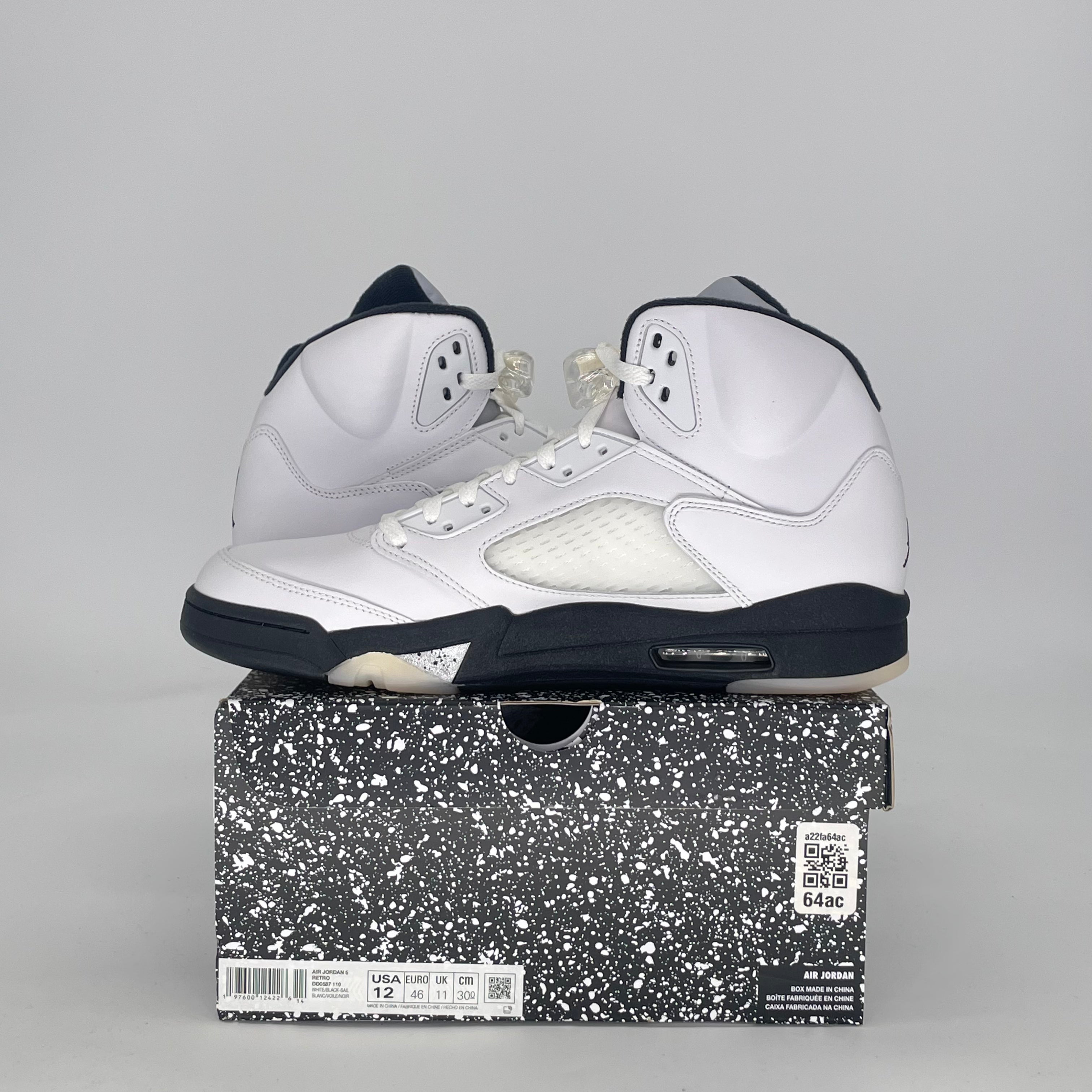 AIR JORDAN 5 REVERSE METALLIC DD0587-110 SIZE 12/13.5W